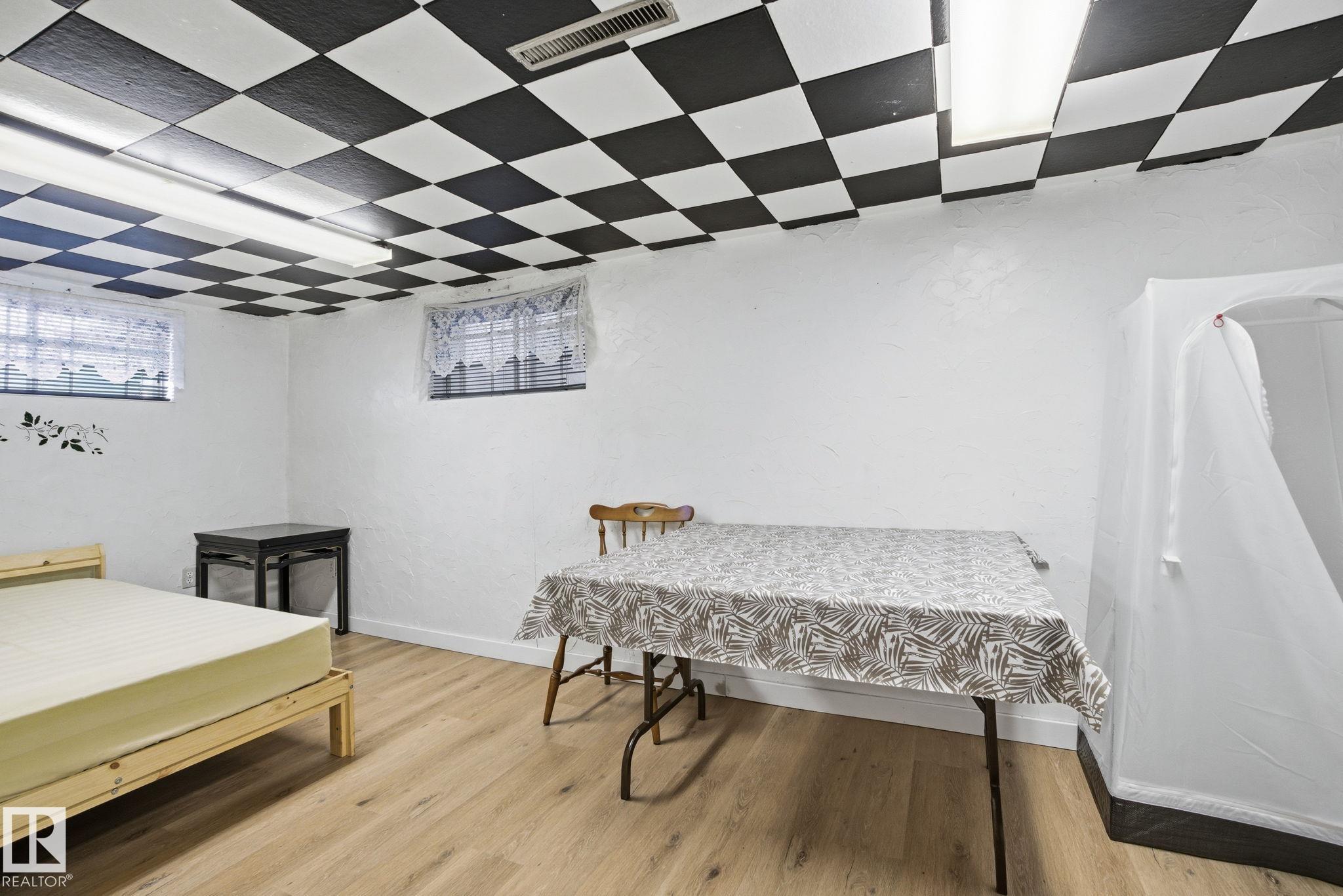 Photo 24 at 11514 92 Street NW, Alberta Avenue, Edmonton