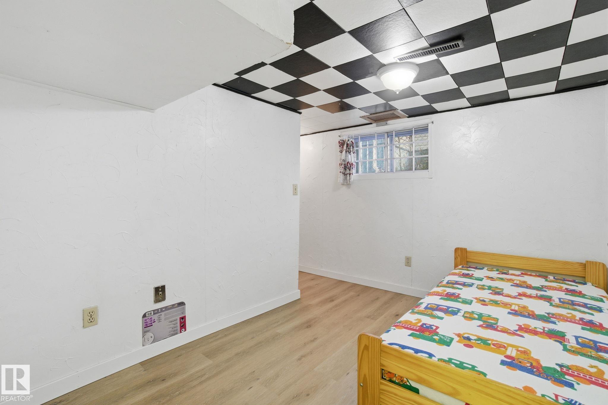 Photo 33 at 11514 92 Street NW, Alberta Avenue, Edmonton