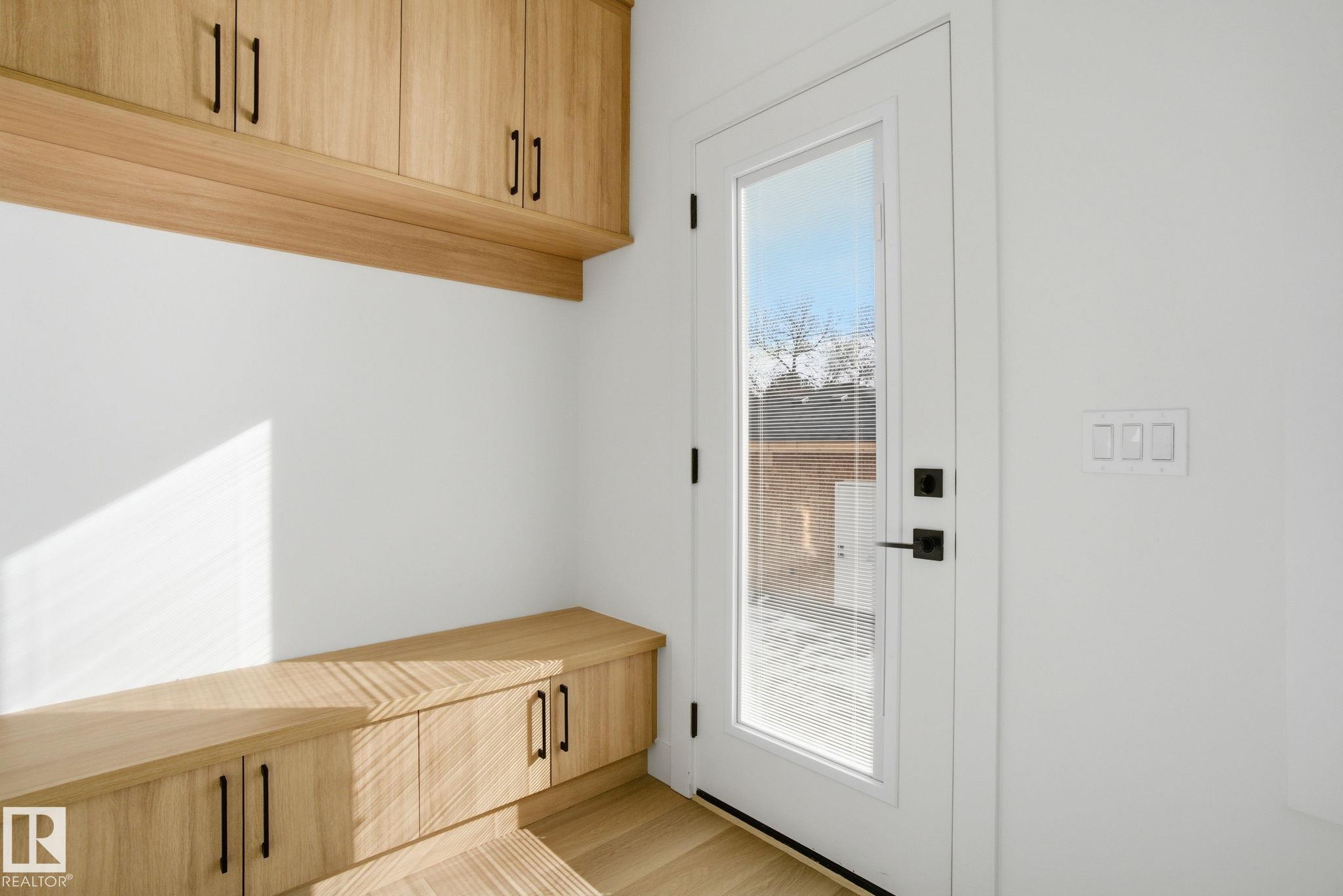 Photo 19 at 7605 92 Avenue NW, Holyrood, Edmonton