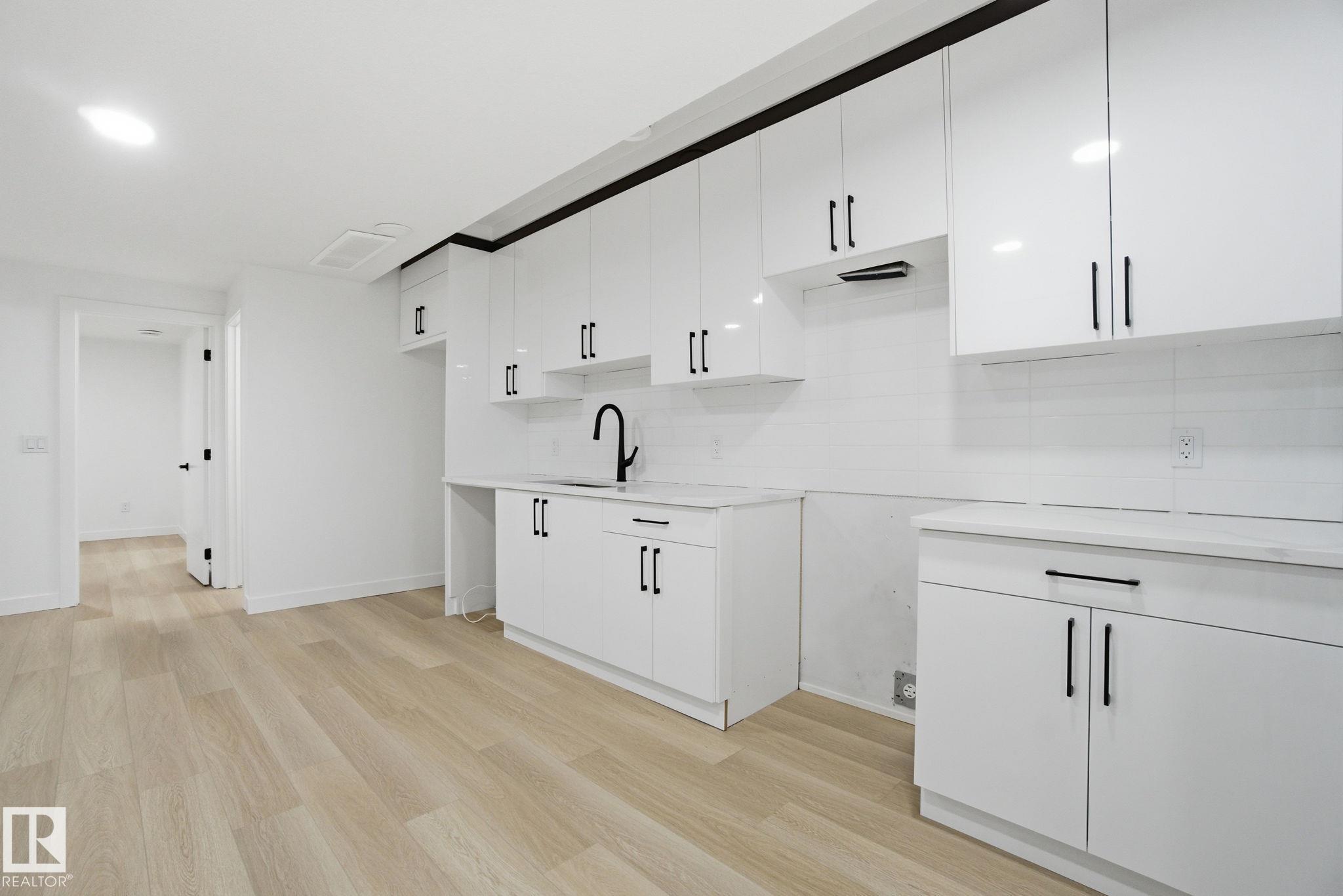 Photo 46 at 7605 92 Avenue NW, Holyrood, Edmonton