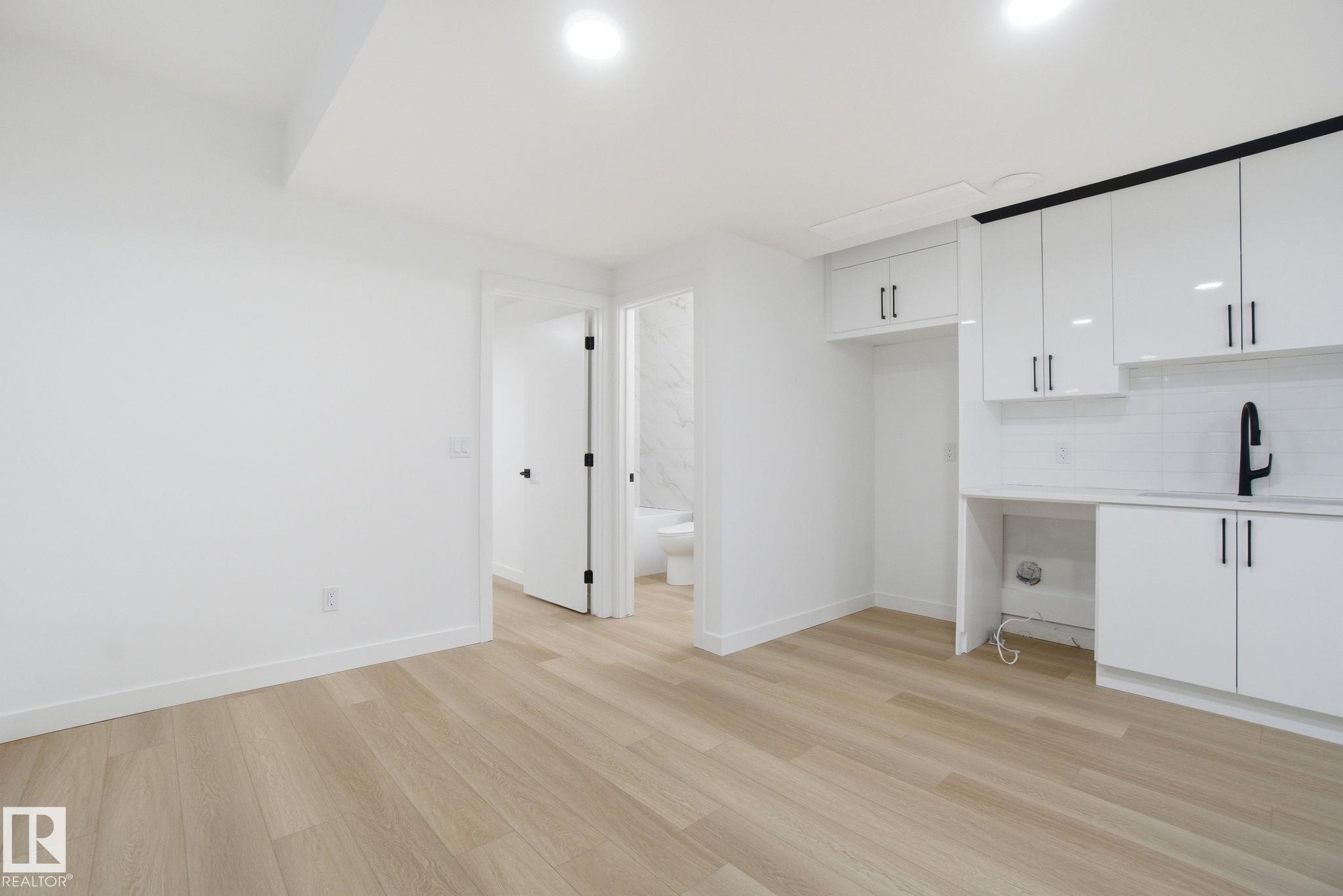 Photo 51 at 7605 92 Avenue NW, Holyrood, Edmonton