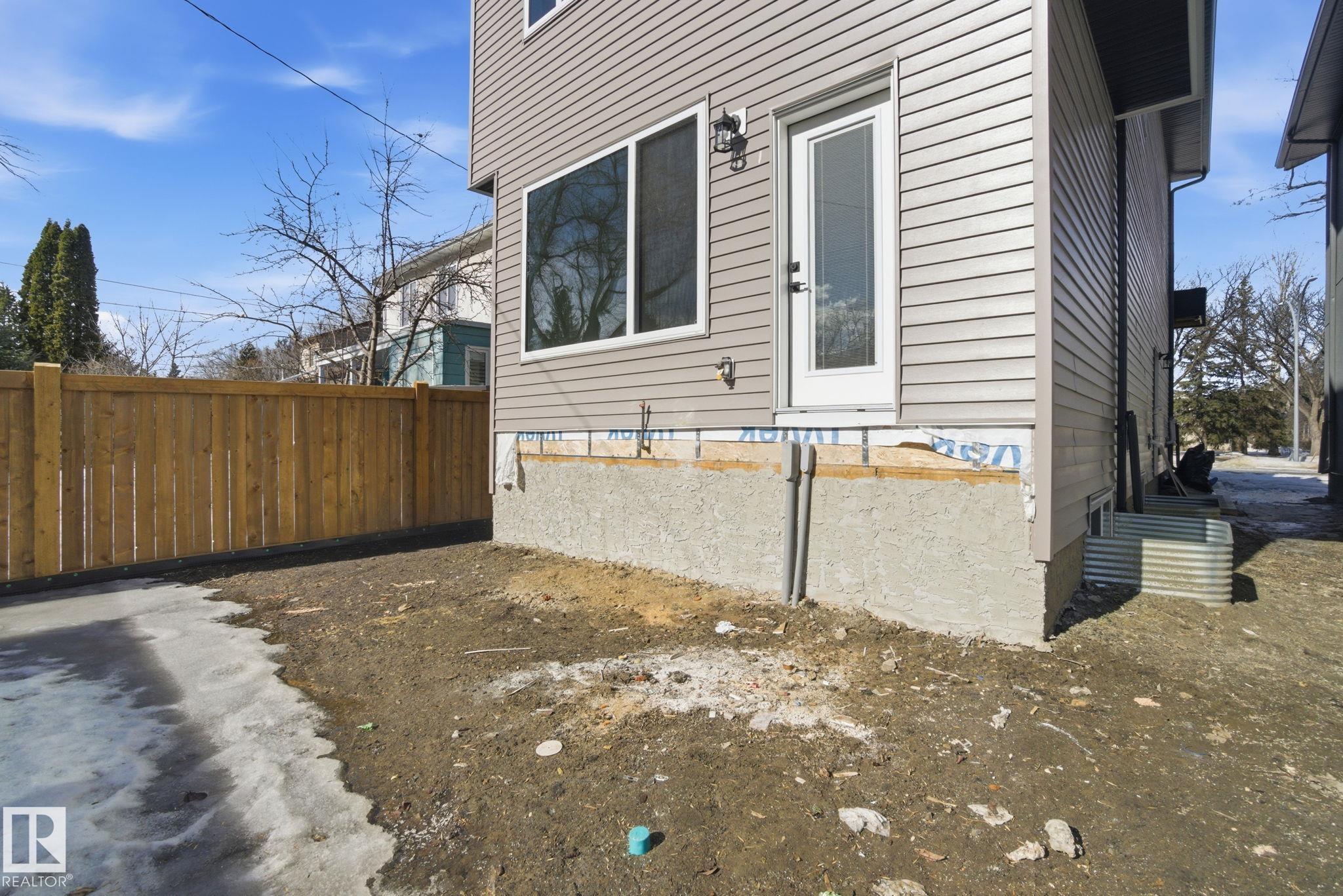 Photo 62 at 7605 92 Avenue NW, Holyrood, Edmonton