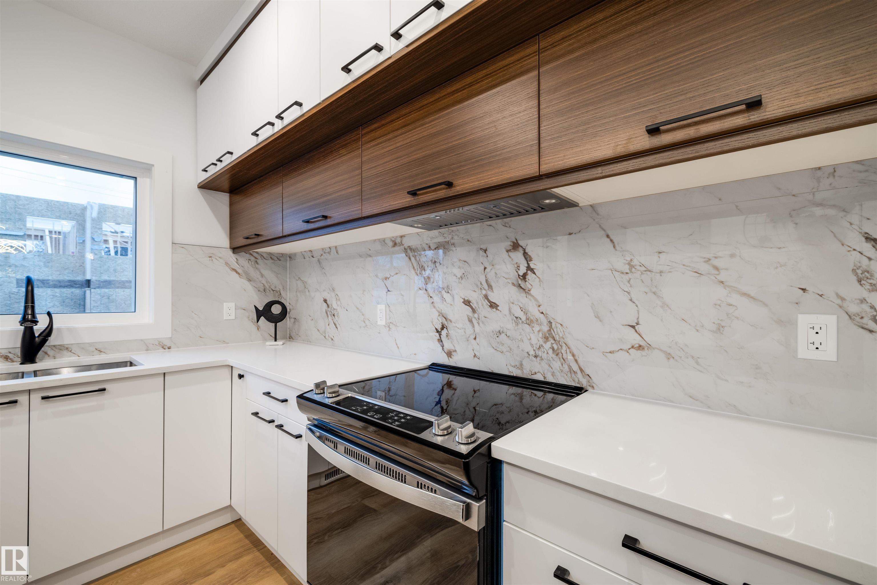 Photo 19 at 9715 87 Street NW, Strathearn, Edmonton