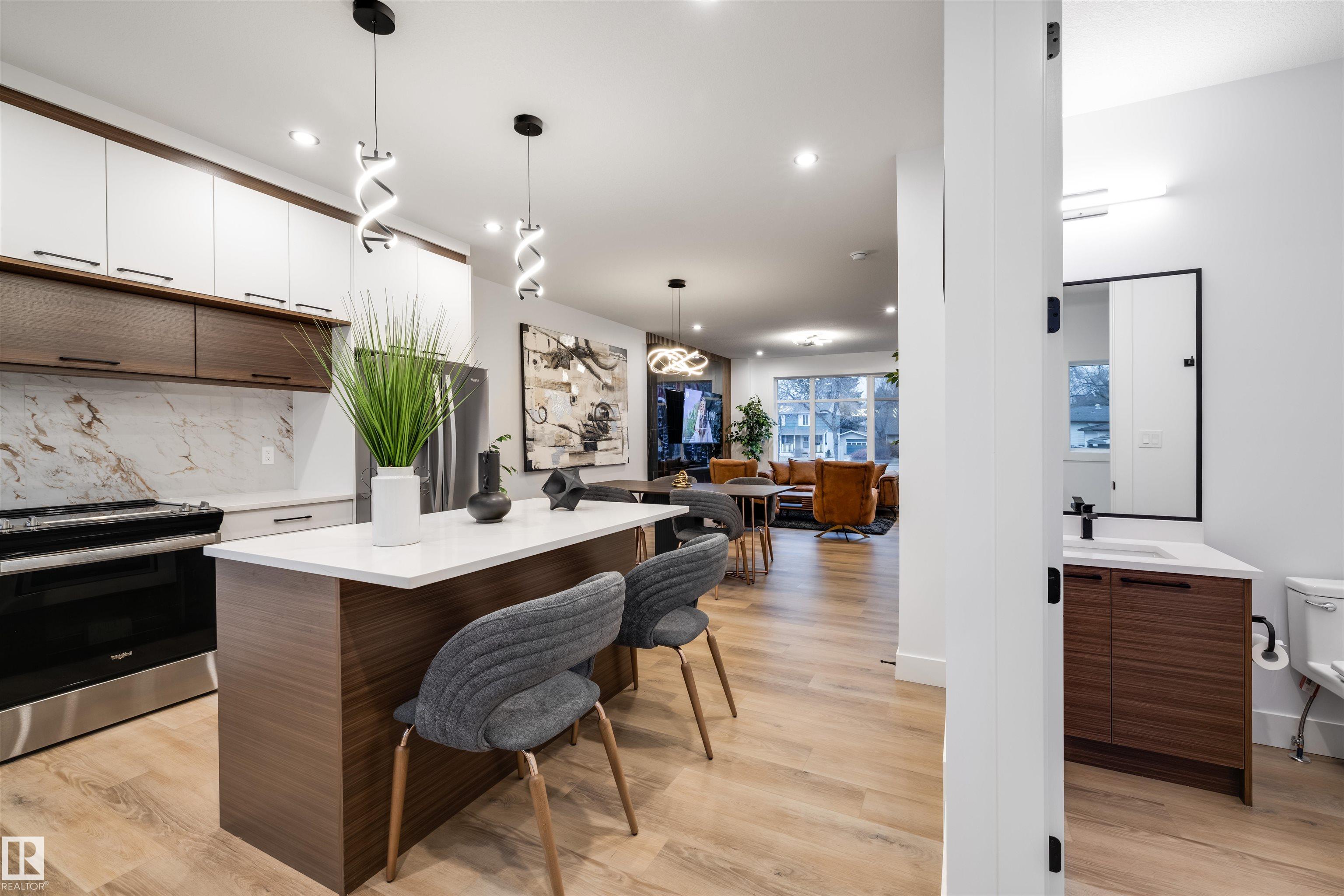 Photo 21 at 9715 87 Street NW, Strathearn, Edmonton