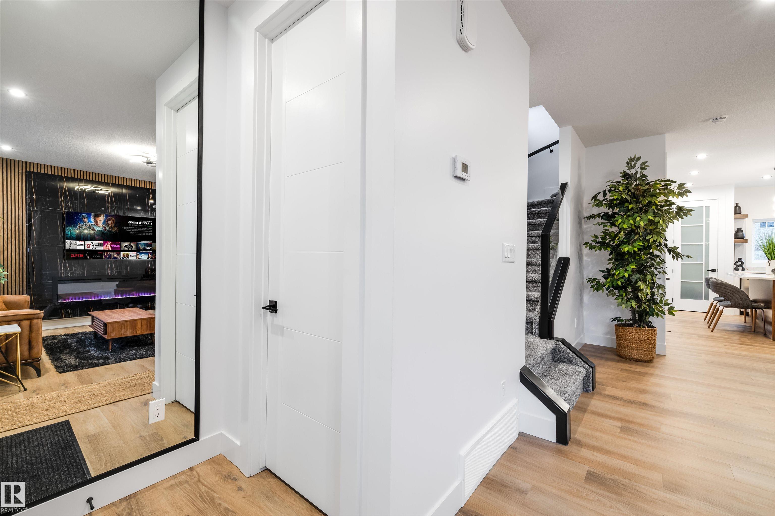 Photo 5 at 9715 87 Street NW, Strathearn, Edmonton