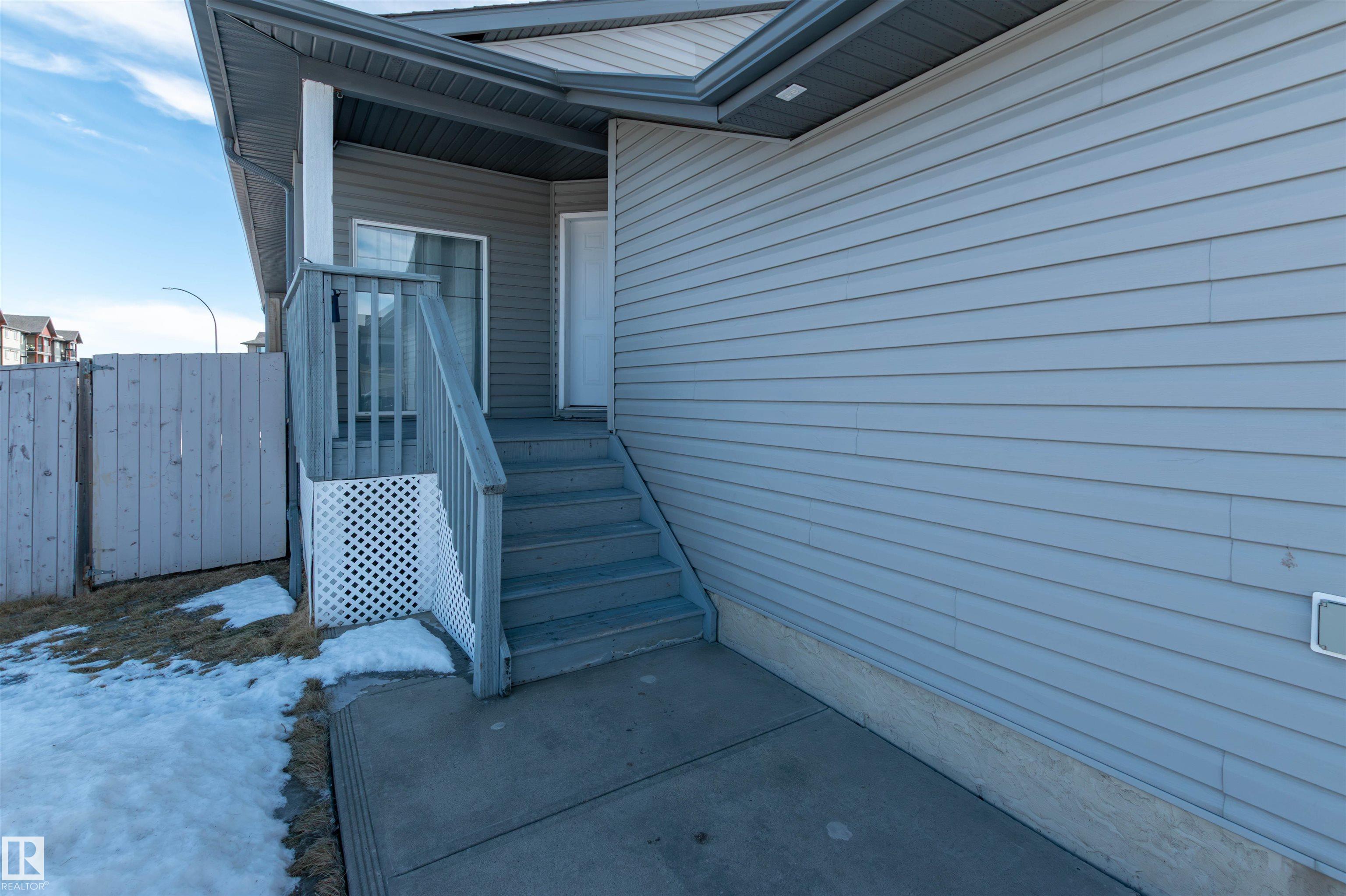Photo 2 at 16297 52 Street NW, Hollick-Kenyon, Edmonton