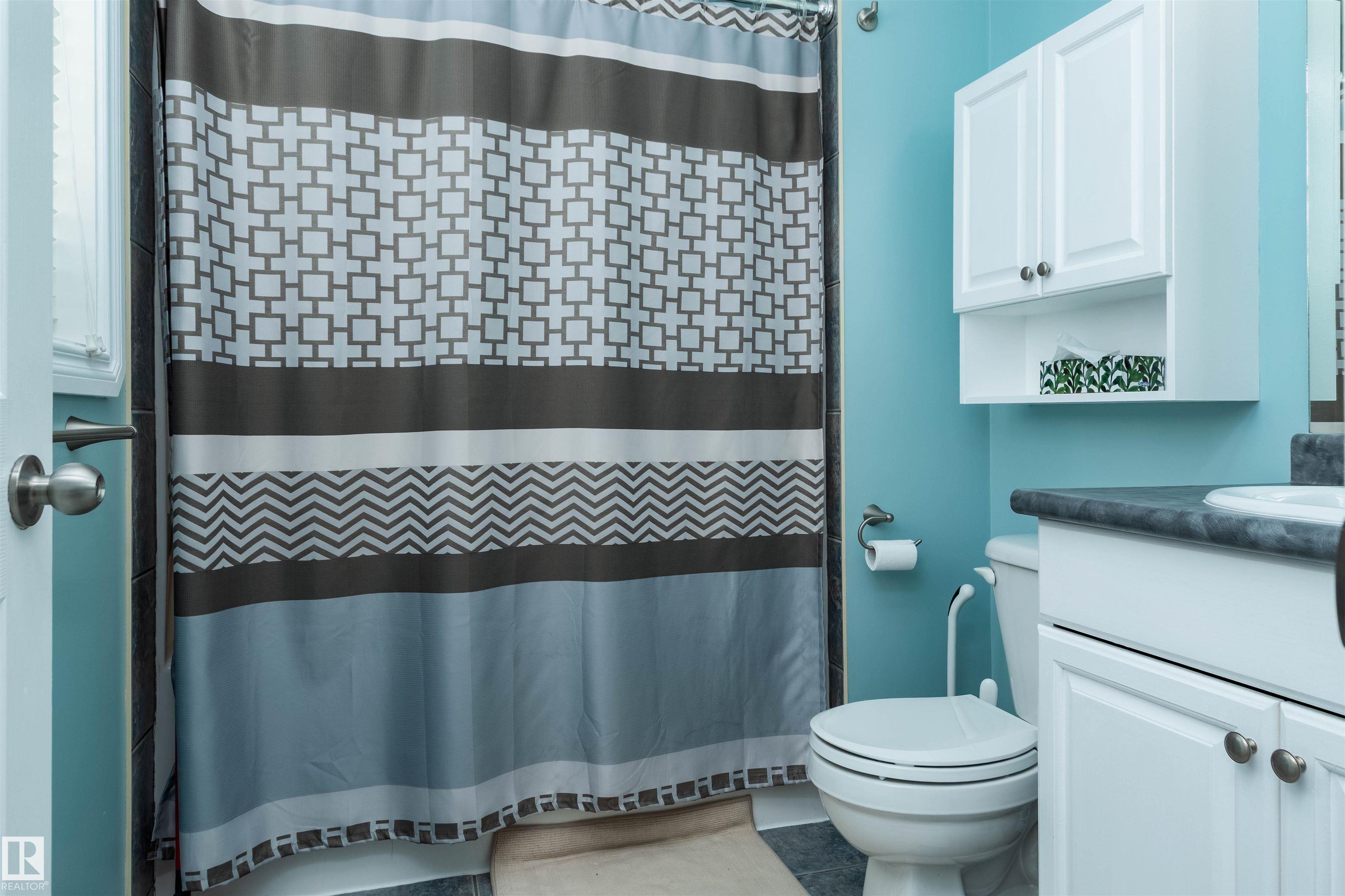 Photo 11 at 16297 52 Street NW, Hollick-Kenyon, Edmonton