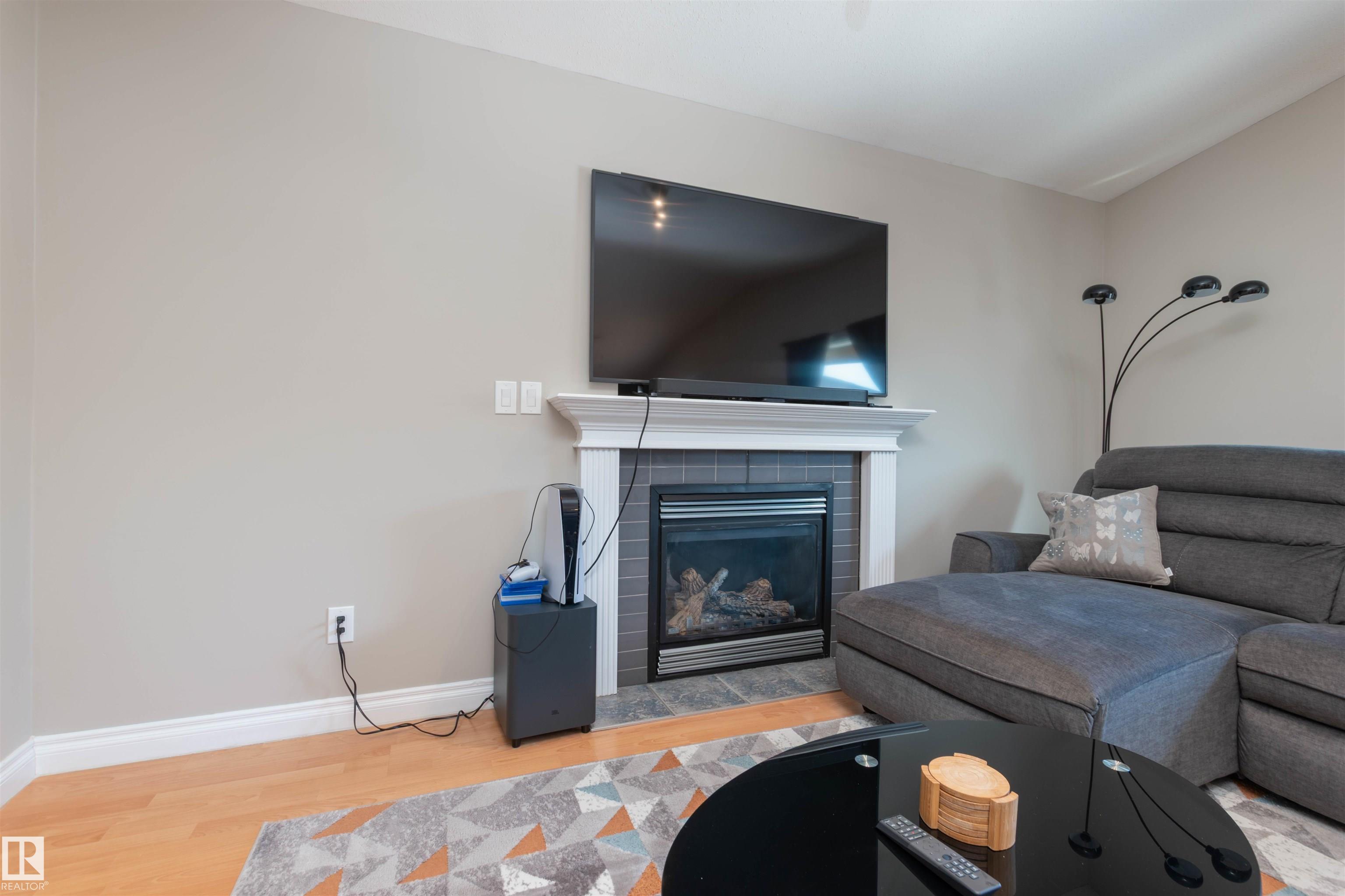 Photo 15 at 16297 52 Street NW, Hollick-Kenyon, Edmonton