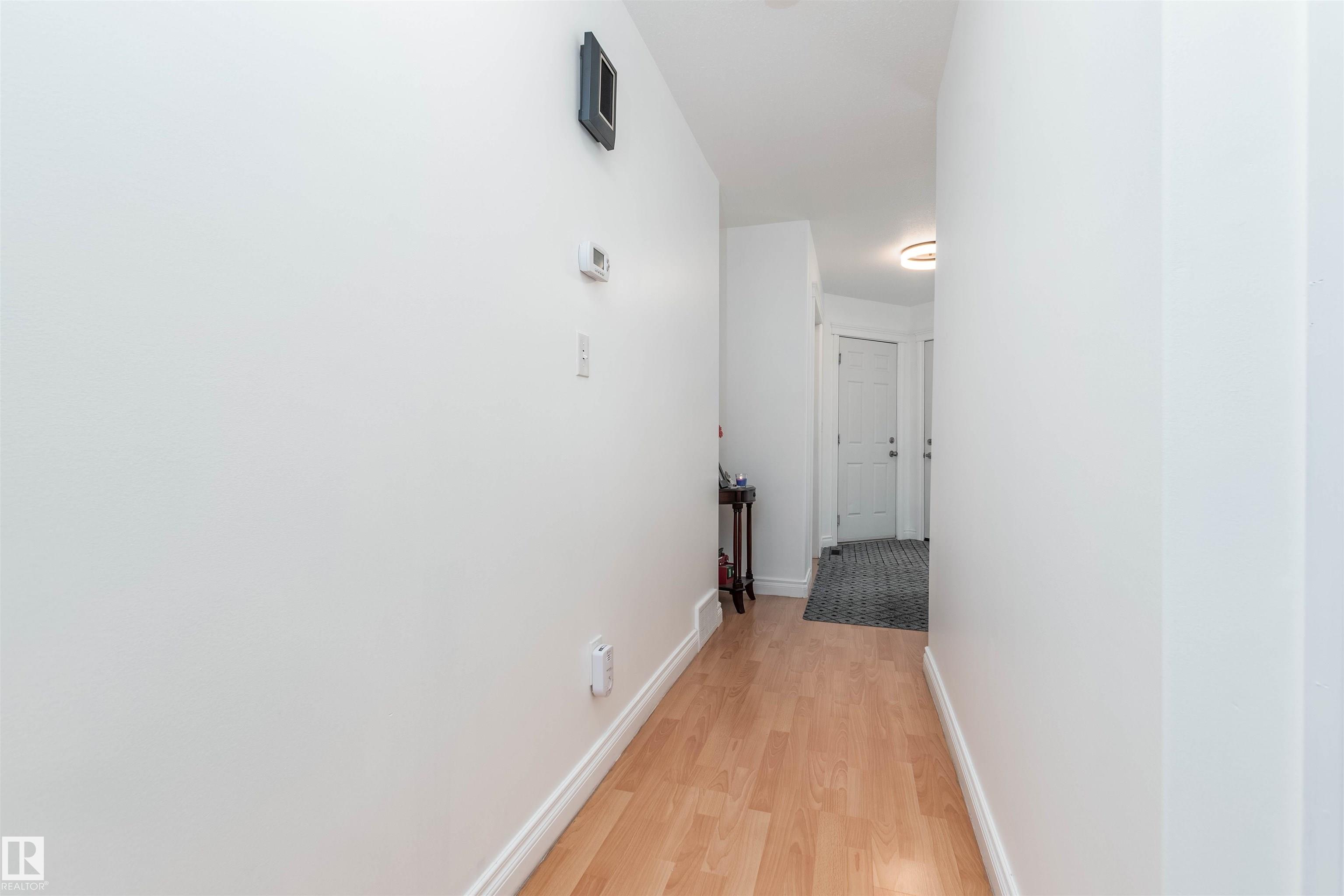 Photo 7 at 16297 52 Street NW, Hollick-Kenyon, Edmonton