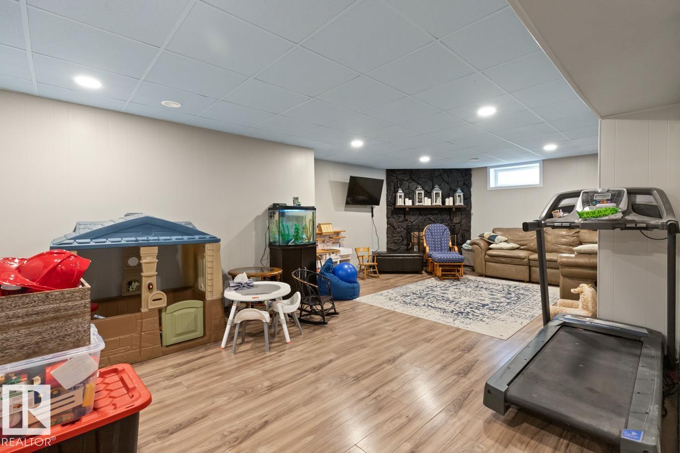 Photo 23 at 6 Applewood Road, Maplewood, Sherwood Park