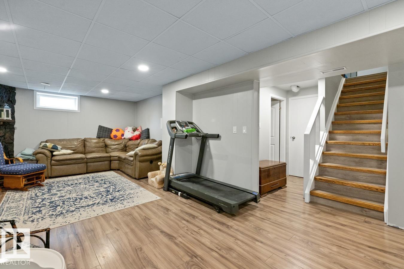 Photo 25 at 6 Applewood Road, Maplewood, Sherwood Park