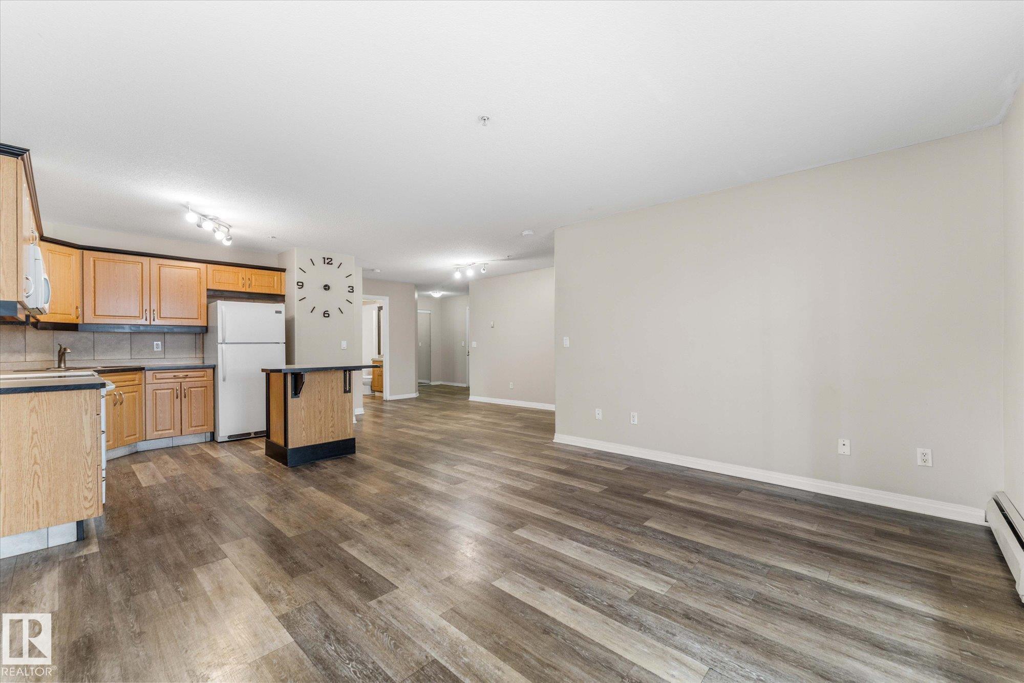 Photo 8 at 112 - 9945 167 Street NW, Glenwood, Edmonton
