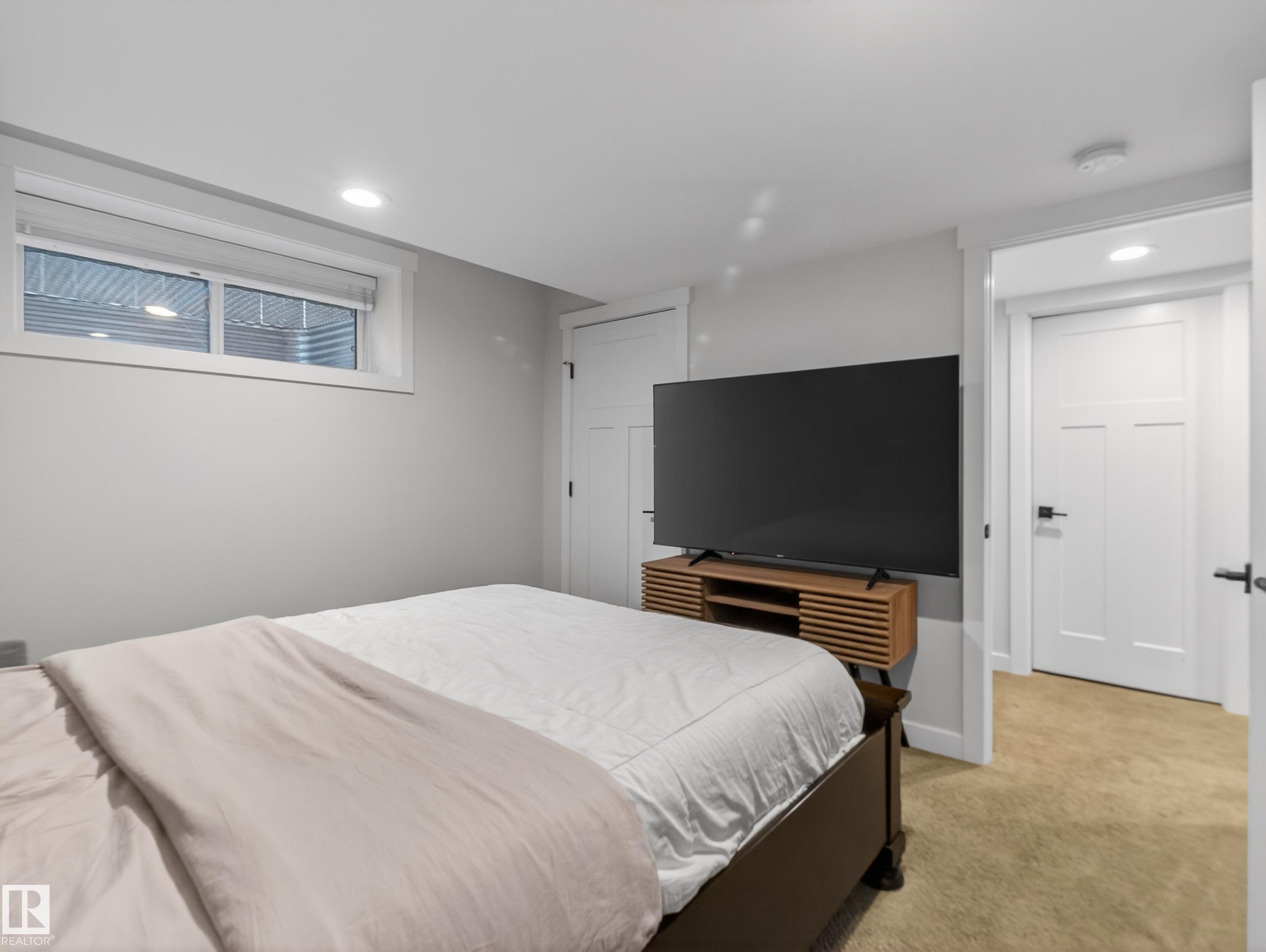 Photo 50 at 15222 105 Avenue NW, Canora, Edmonton