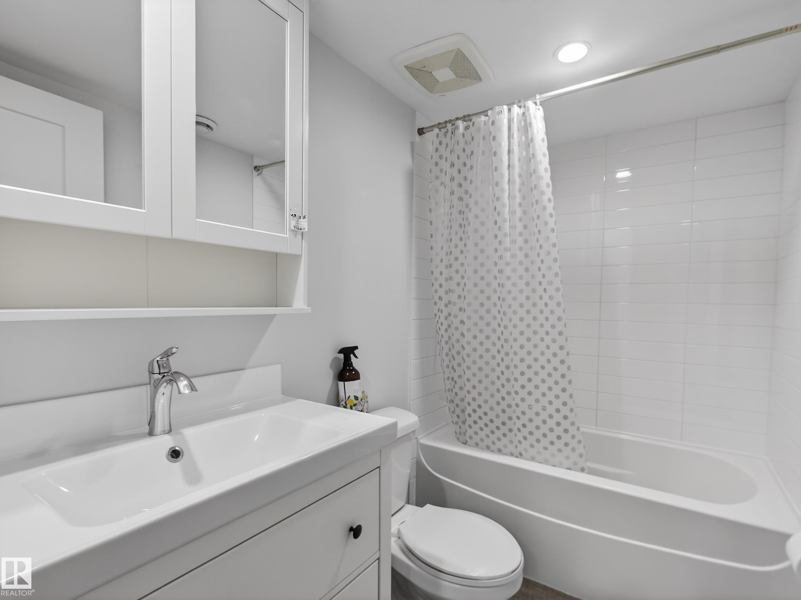 Photo 54 at 15222 105 Avenue NW, Canora, Edmonton