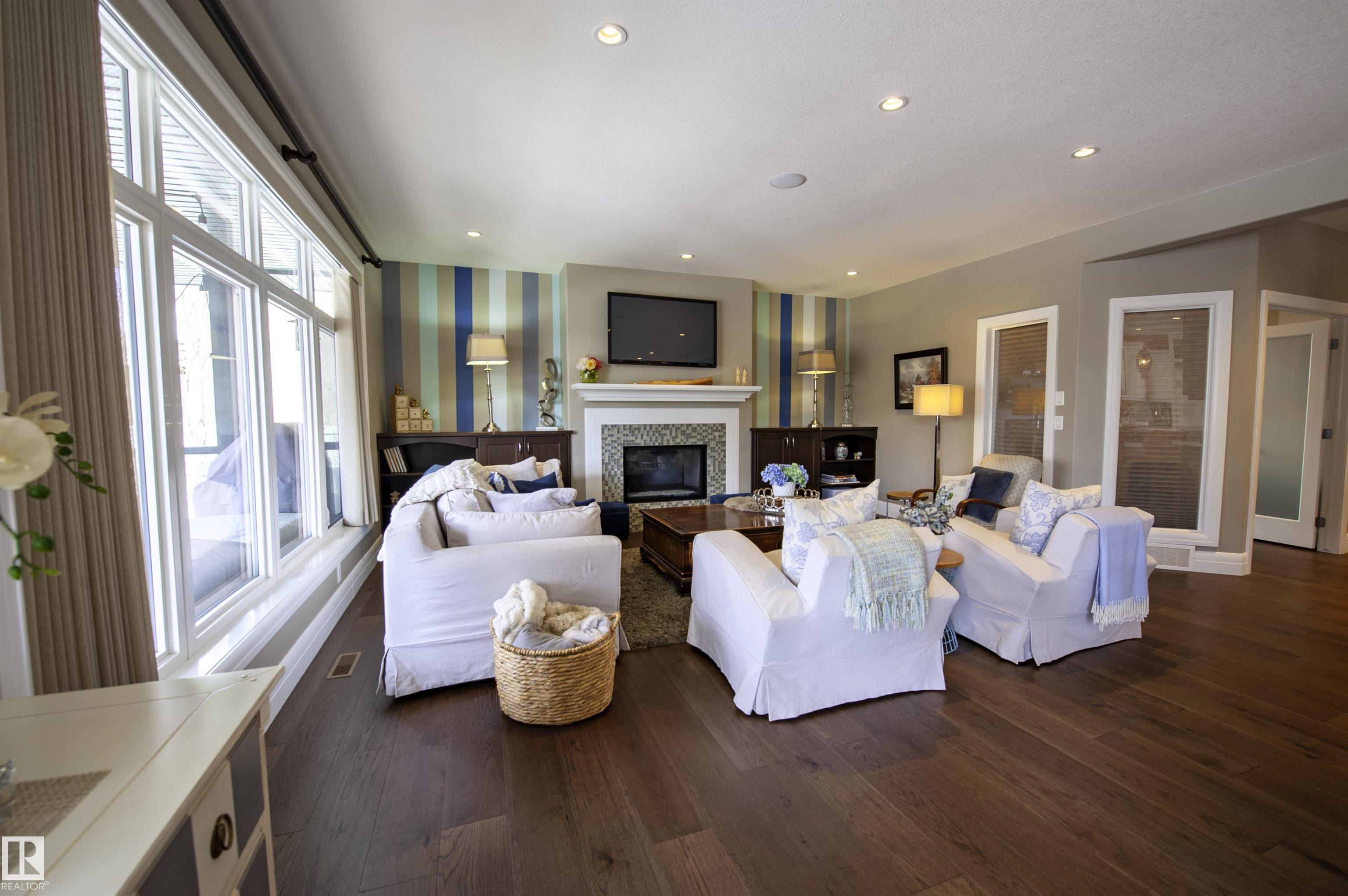 Photo 8 at 2525 Cameron Ravine Landing NW, Cameron Heights, Edmonton