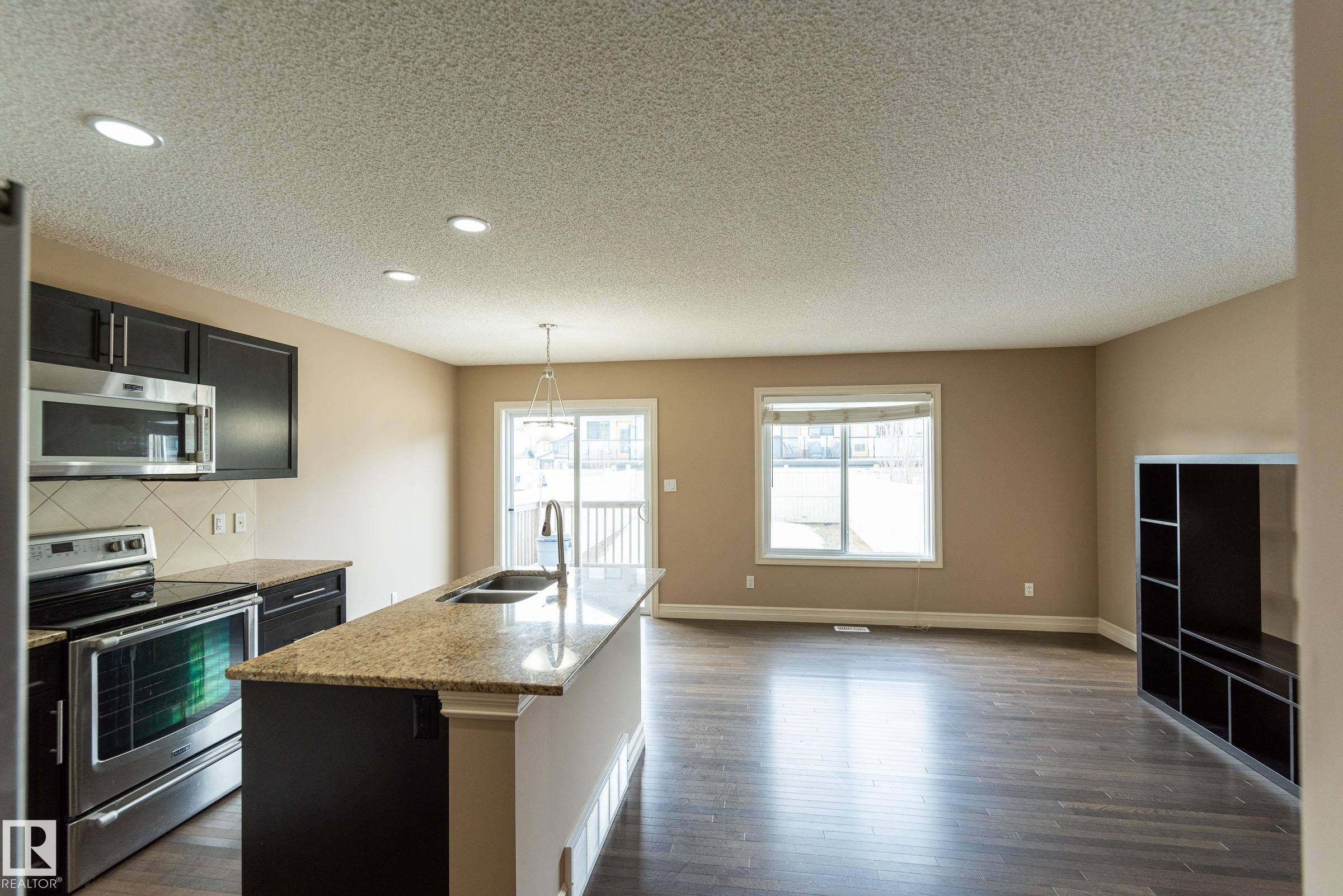 Photo 7 at 1118 162 Street SW, Glenridding Heights, Edmonton