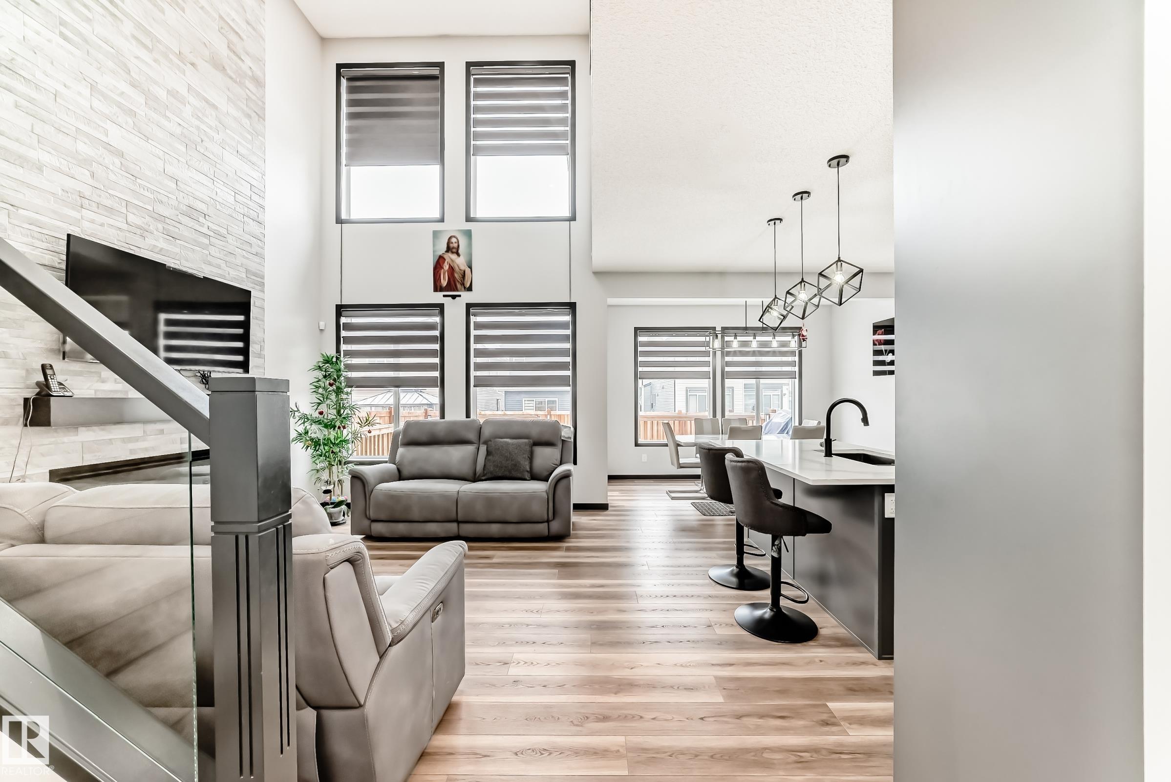 Photo 7 at 5110 23a Avenue SW, Walker, Edmonton