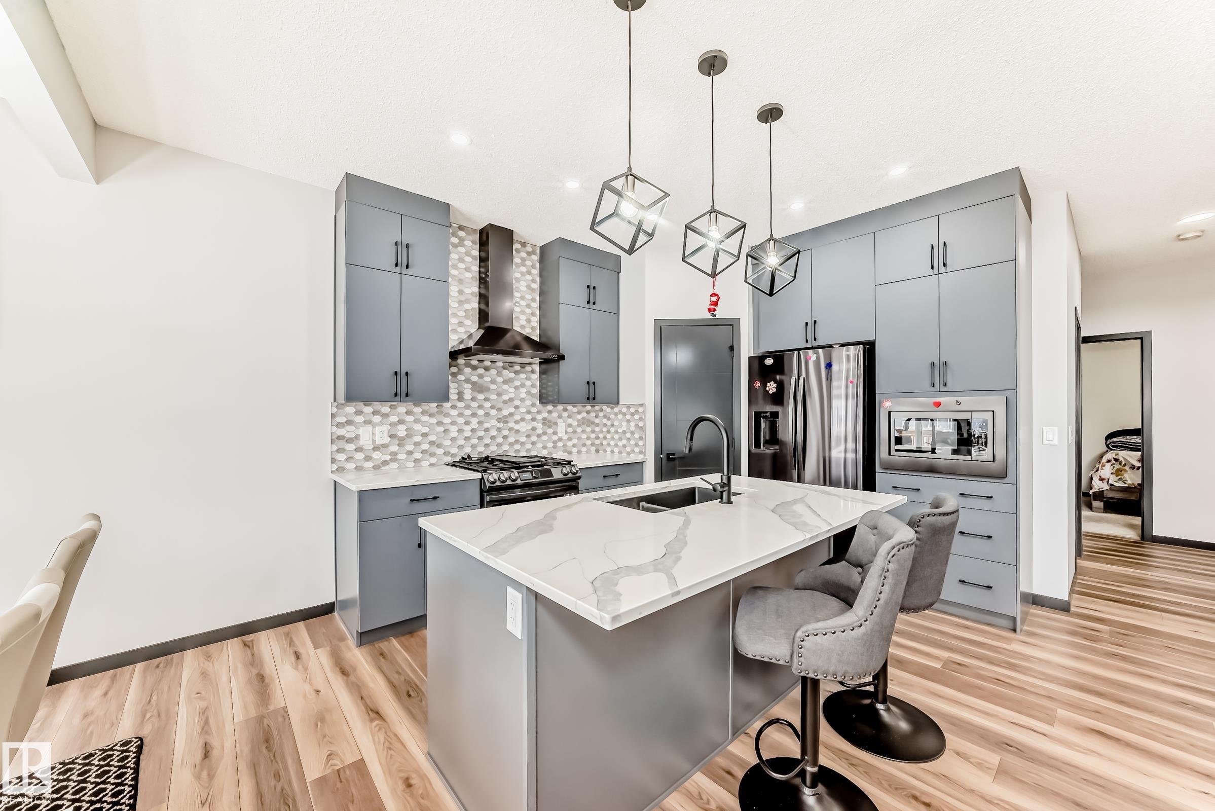 Photo 10 at 5110 23a Avenue SW, Walker, Edmonton