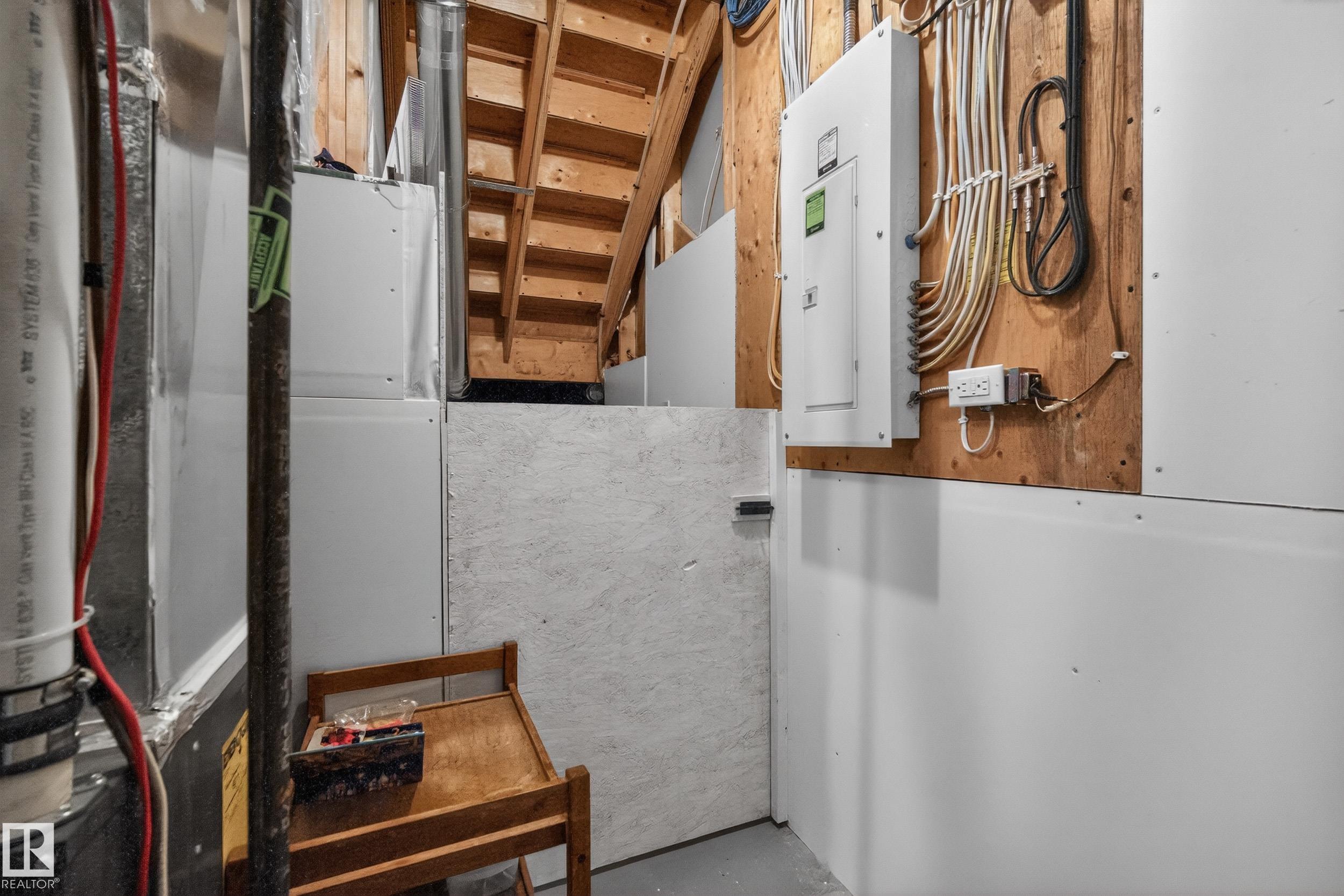 Photo 32 at 2054 Price Landing SW, Paisley, Edmonton