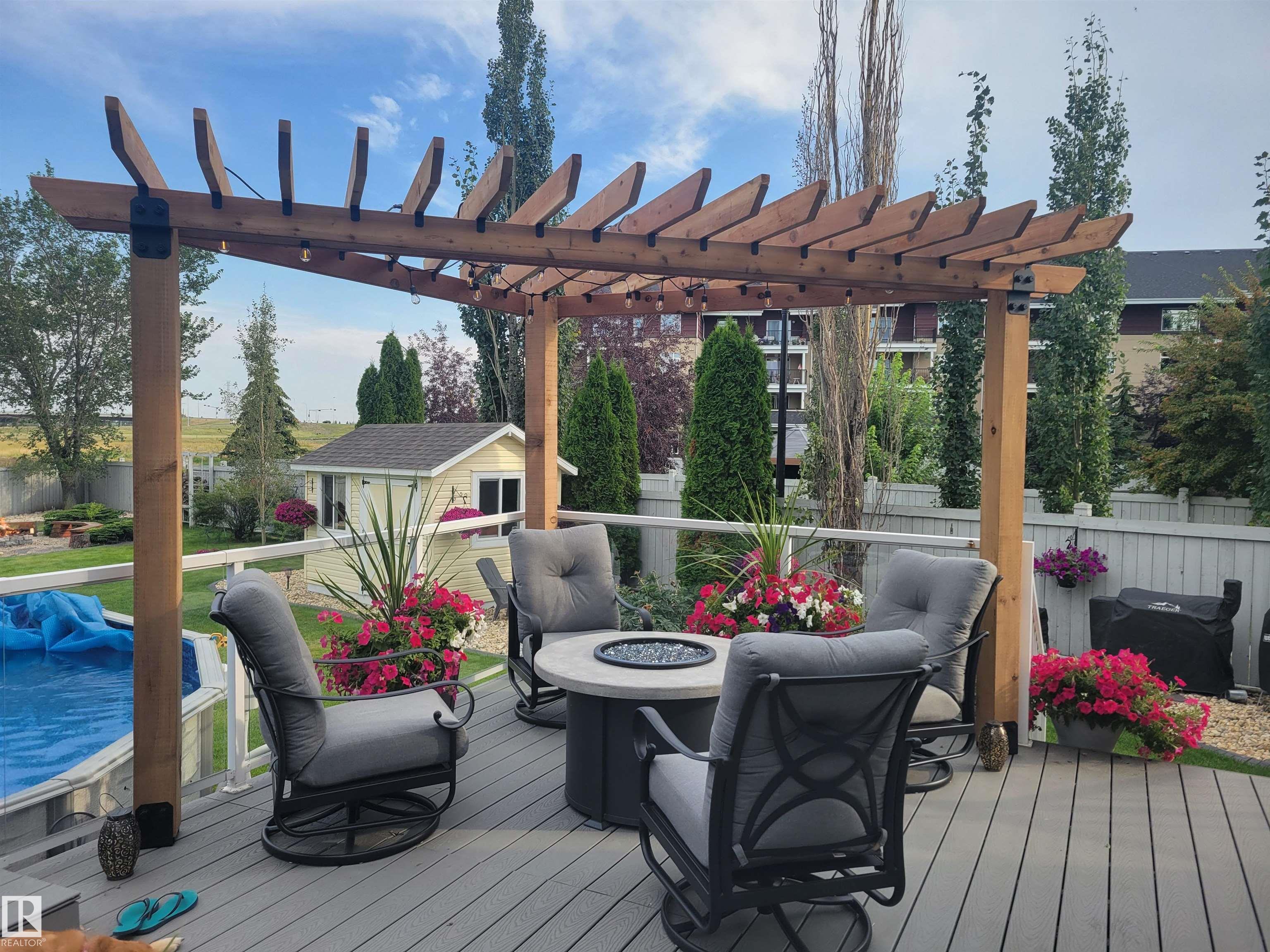 Photo 51 at 121 Galland Crescent NW, Glastonbury, Edmonton