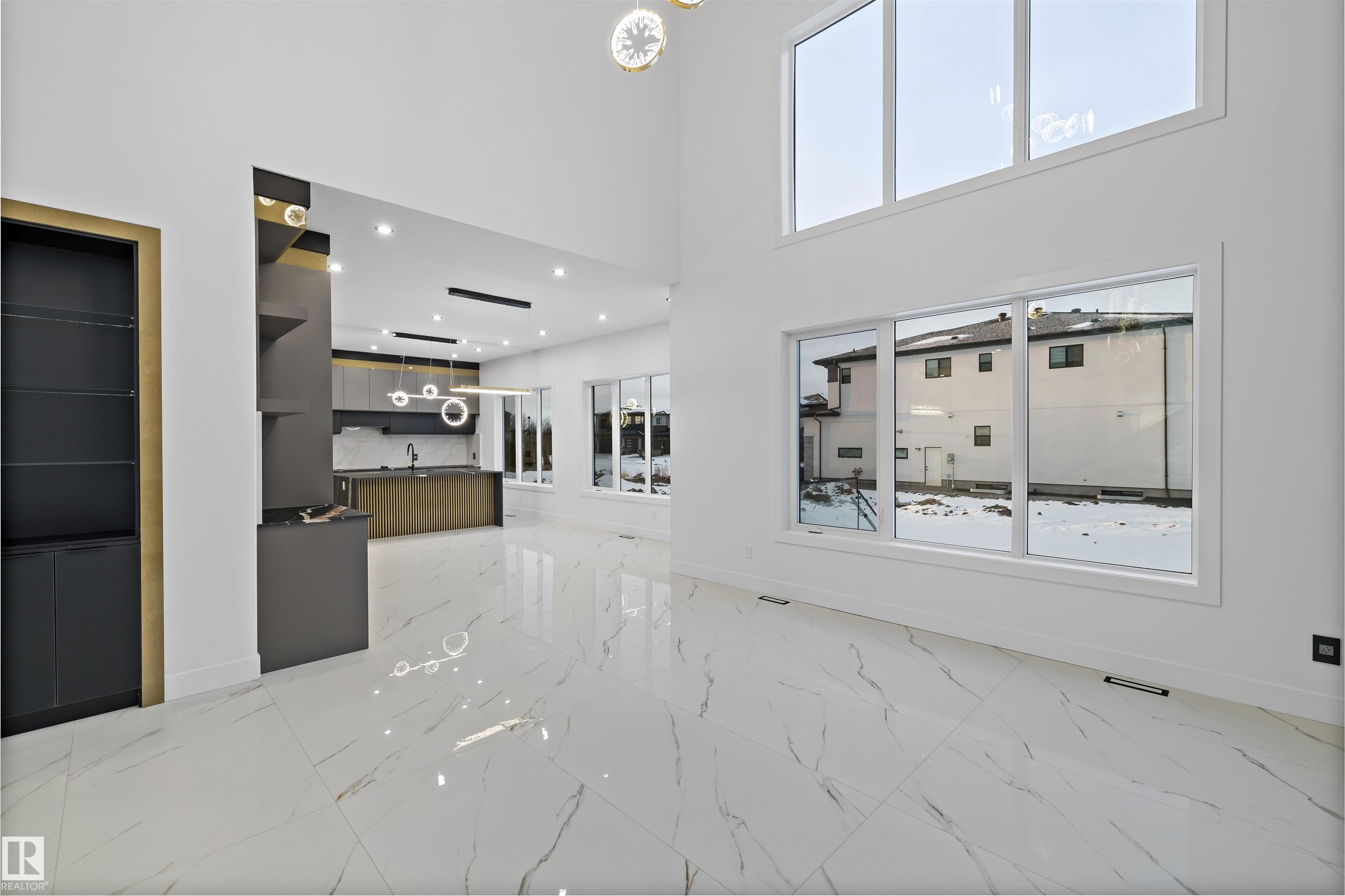 Photo 10 at 669 Fraser Vista NW, Fraser, Edmonton