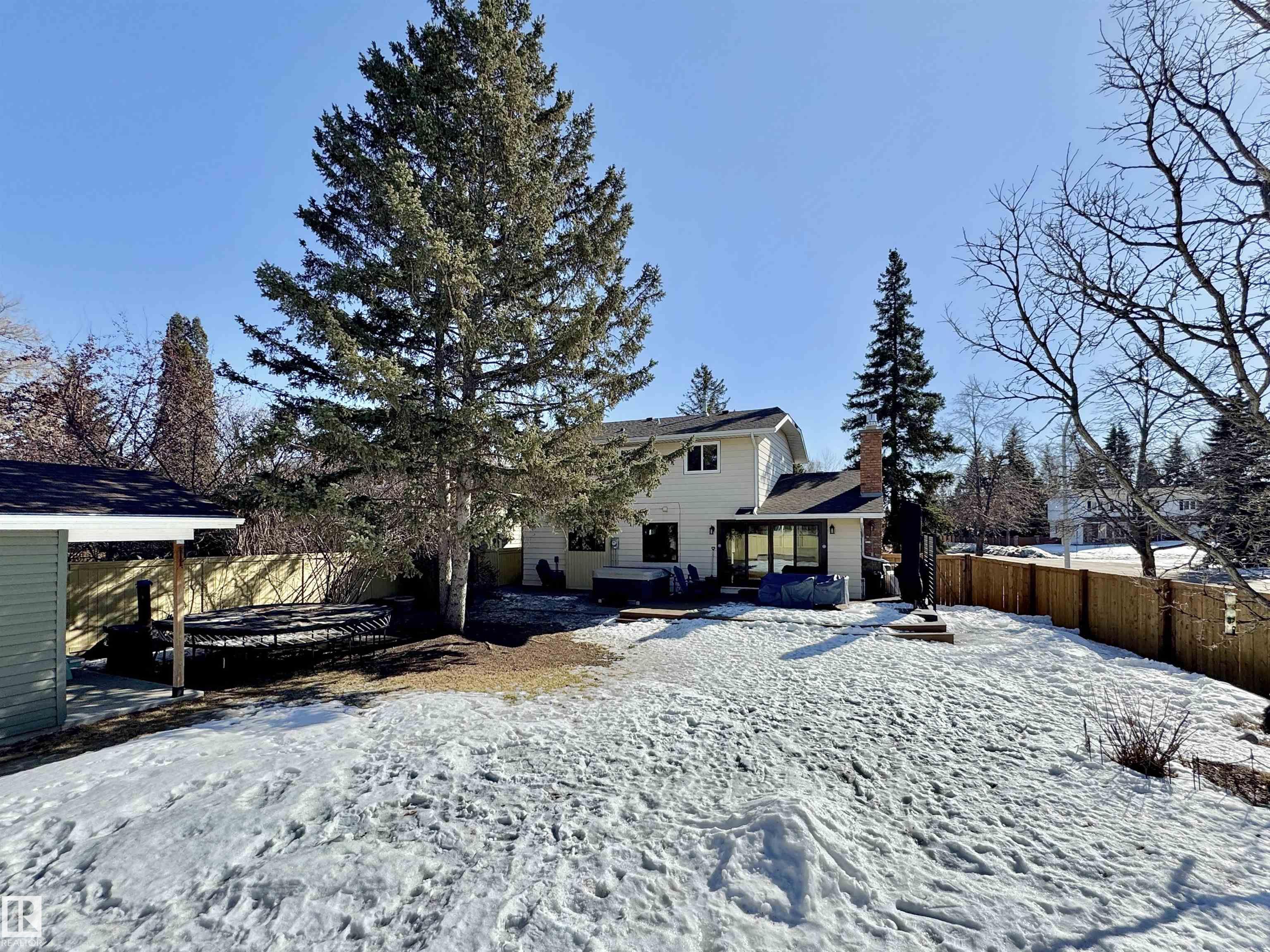 Photo 36 at 4 Wolf Crescent NW, Westridge, Edmonton