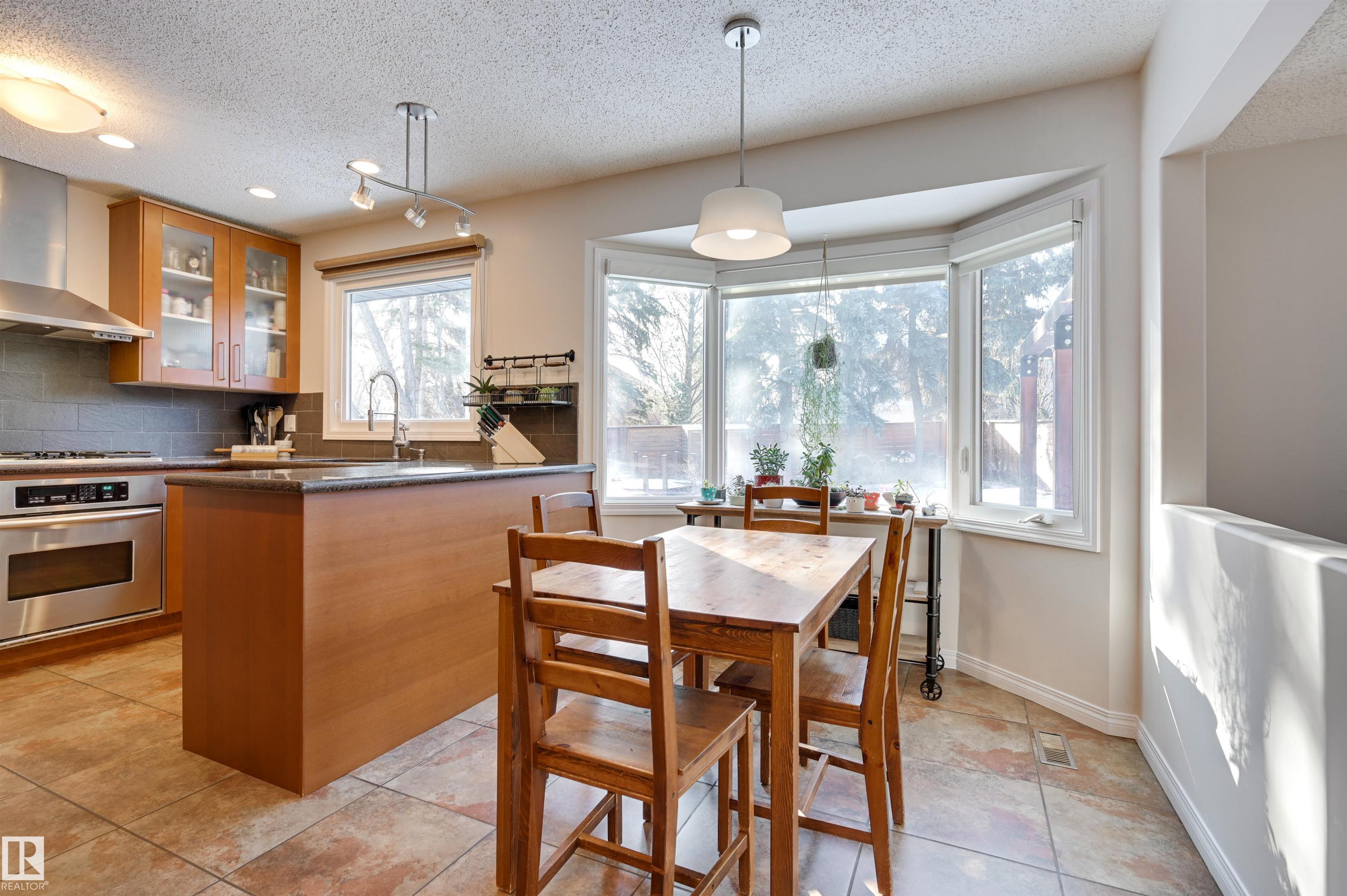 Photo 25 at 71 Wakina Drive NW, Oleskiw, Edmonton