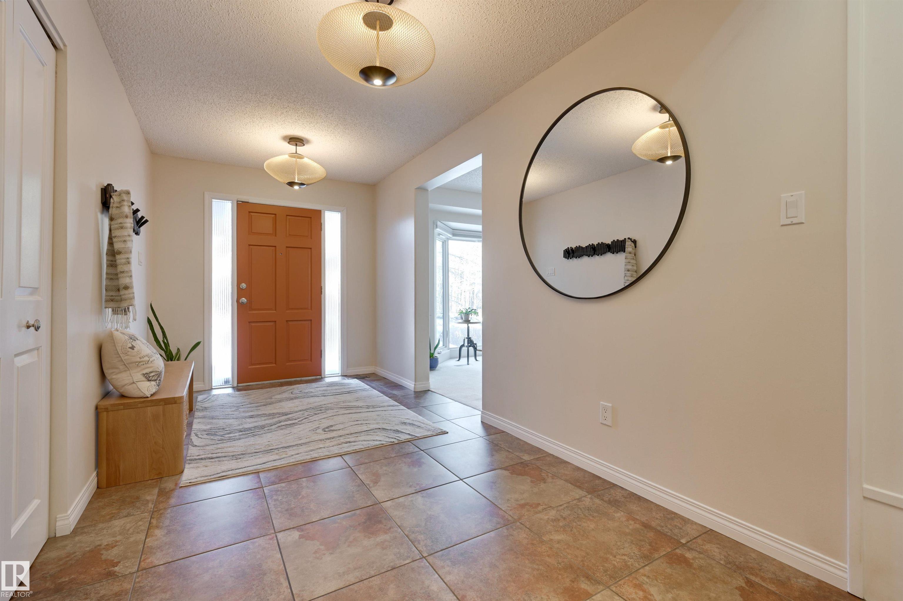 Photo 7 at 71 Wakina Drive NW, Oleskiw, Edmonton