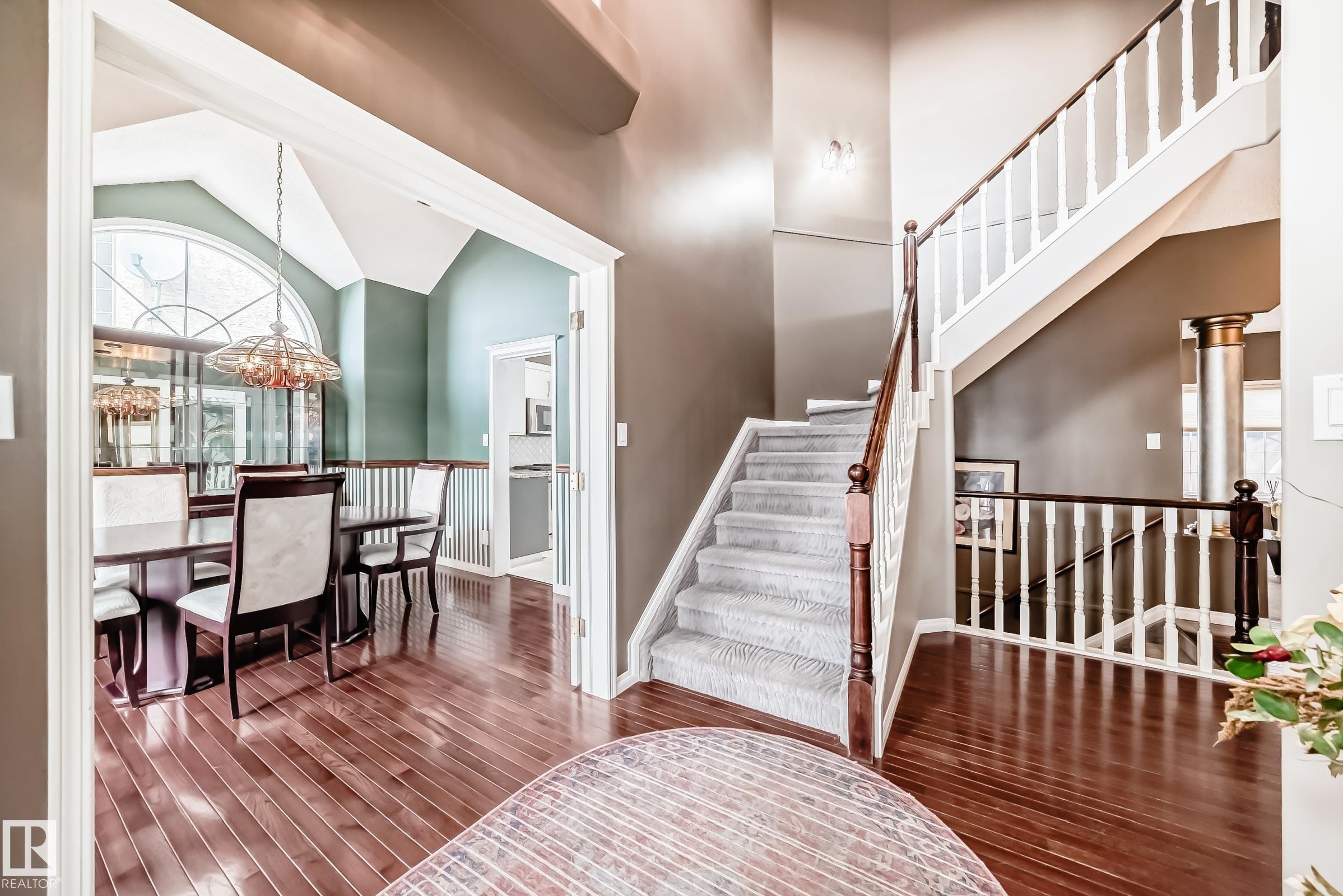 Photo 3 at 170 Blackburn Drive W SW, Blackburne, Edmonton