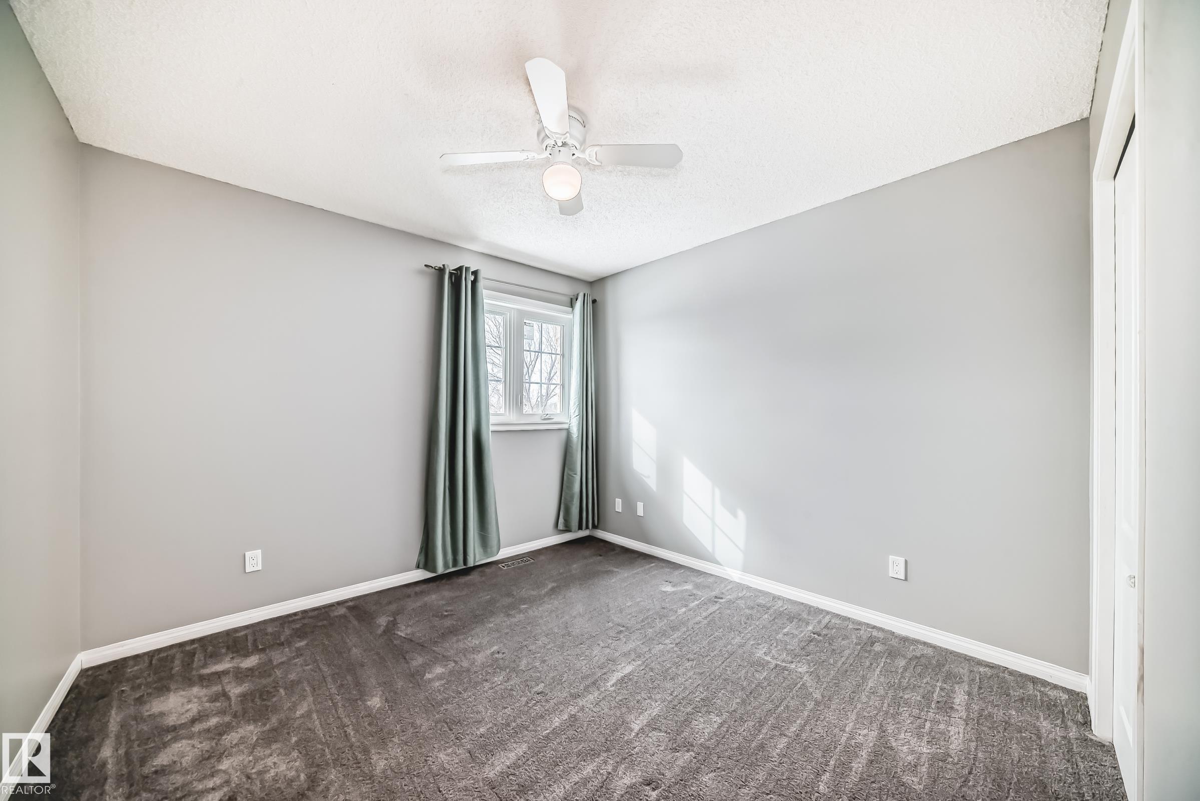 Photo 27 at 170 Blackburn Drive W SW, Blackburne, Edmonton