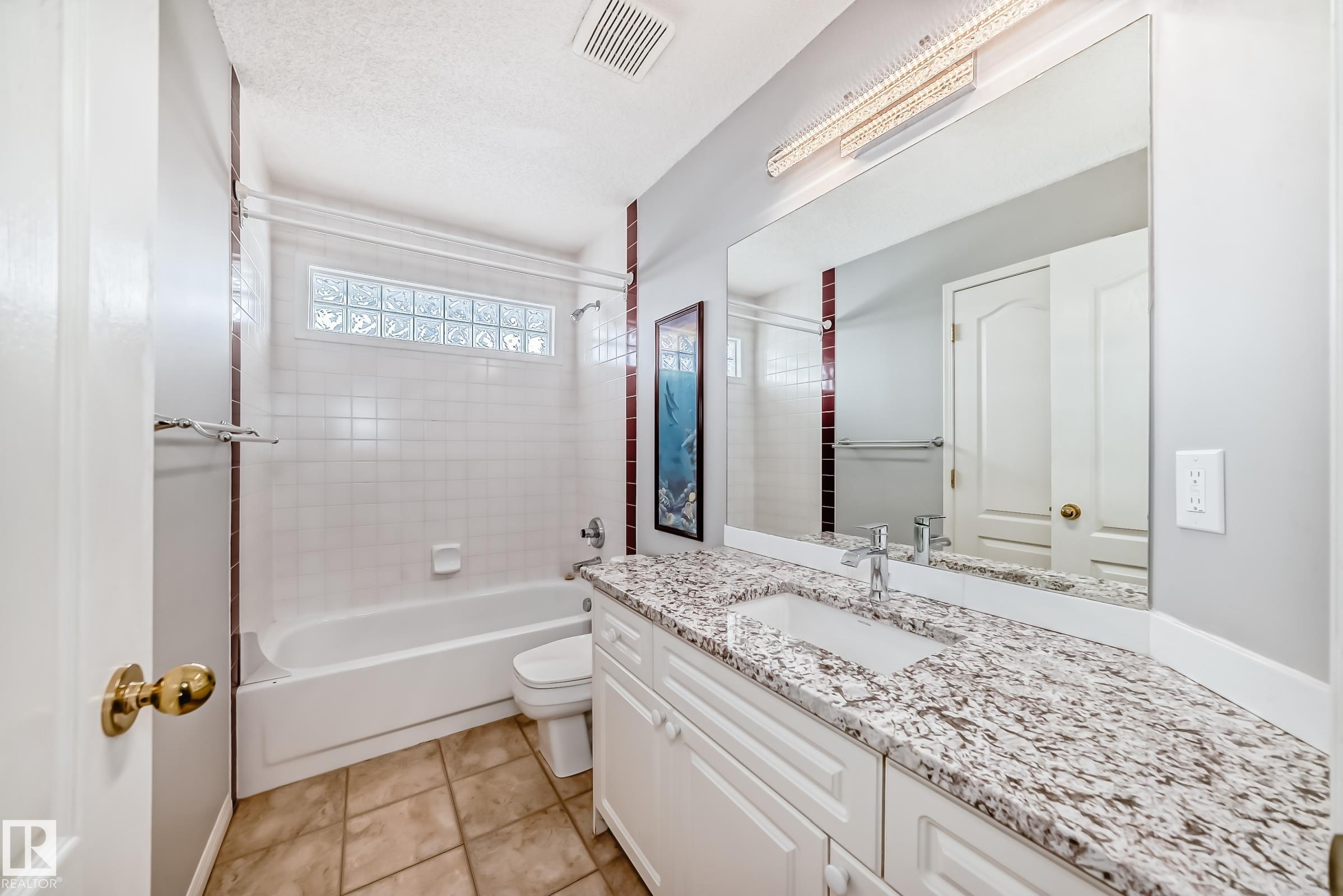 Photo 33 at 170 Blackburn Drive W SW, Blackburne, Edmonton