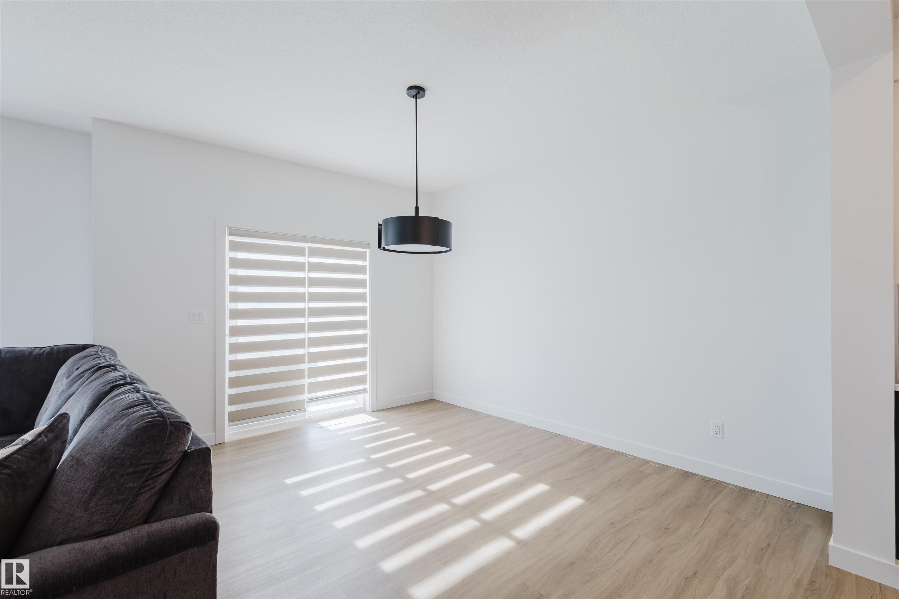 Photo 13 at 6411 27 Avenue SW, Mattson, Edmonton