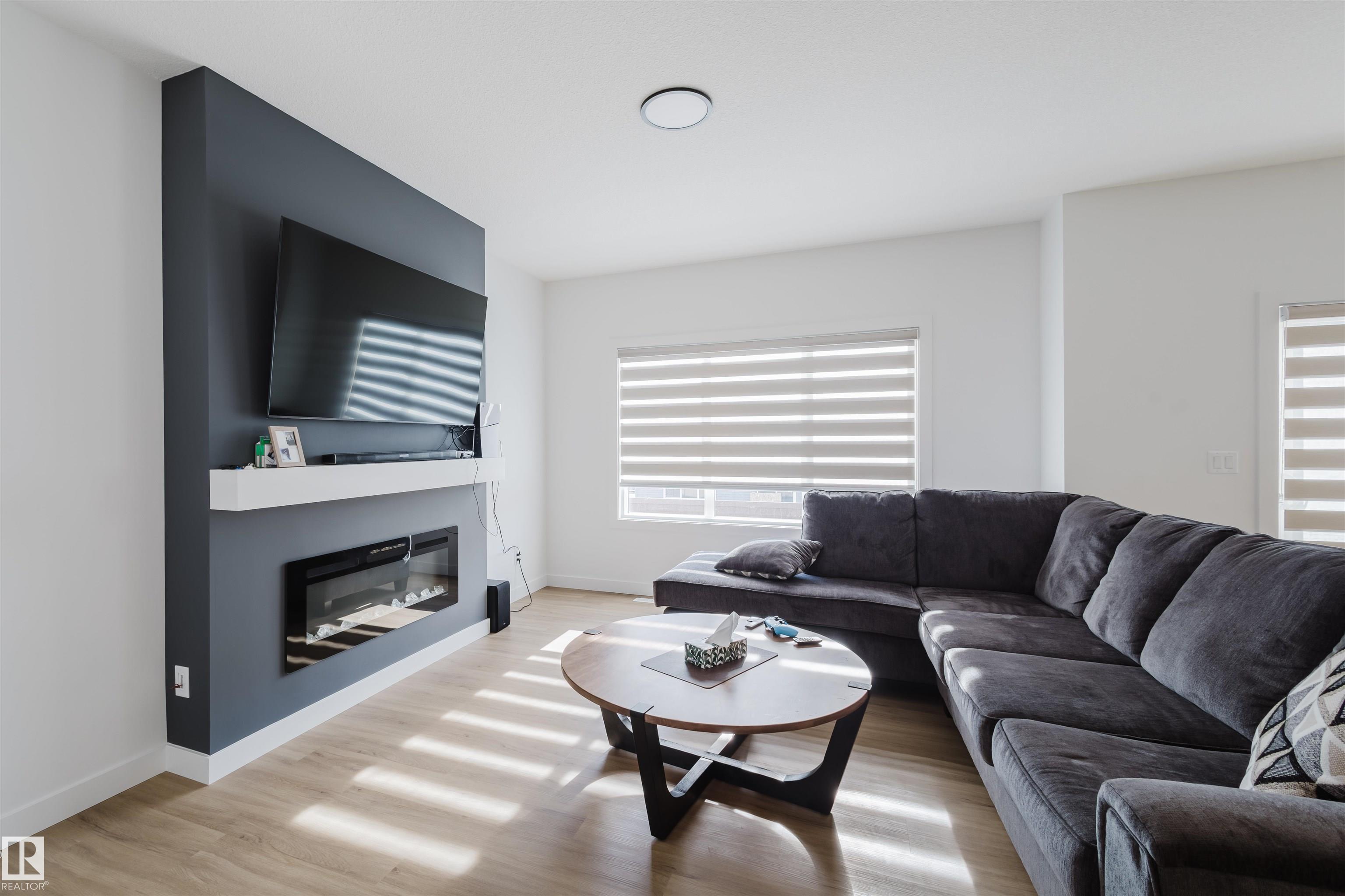 Photo 16 at 6411 27 Avenue SW, Mattson, Edmonton