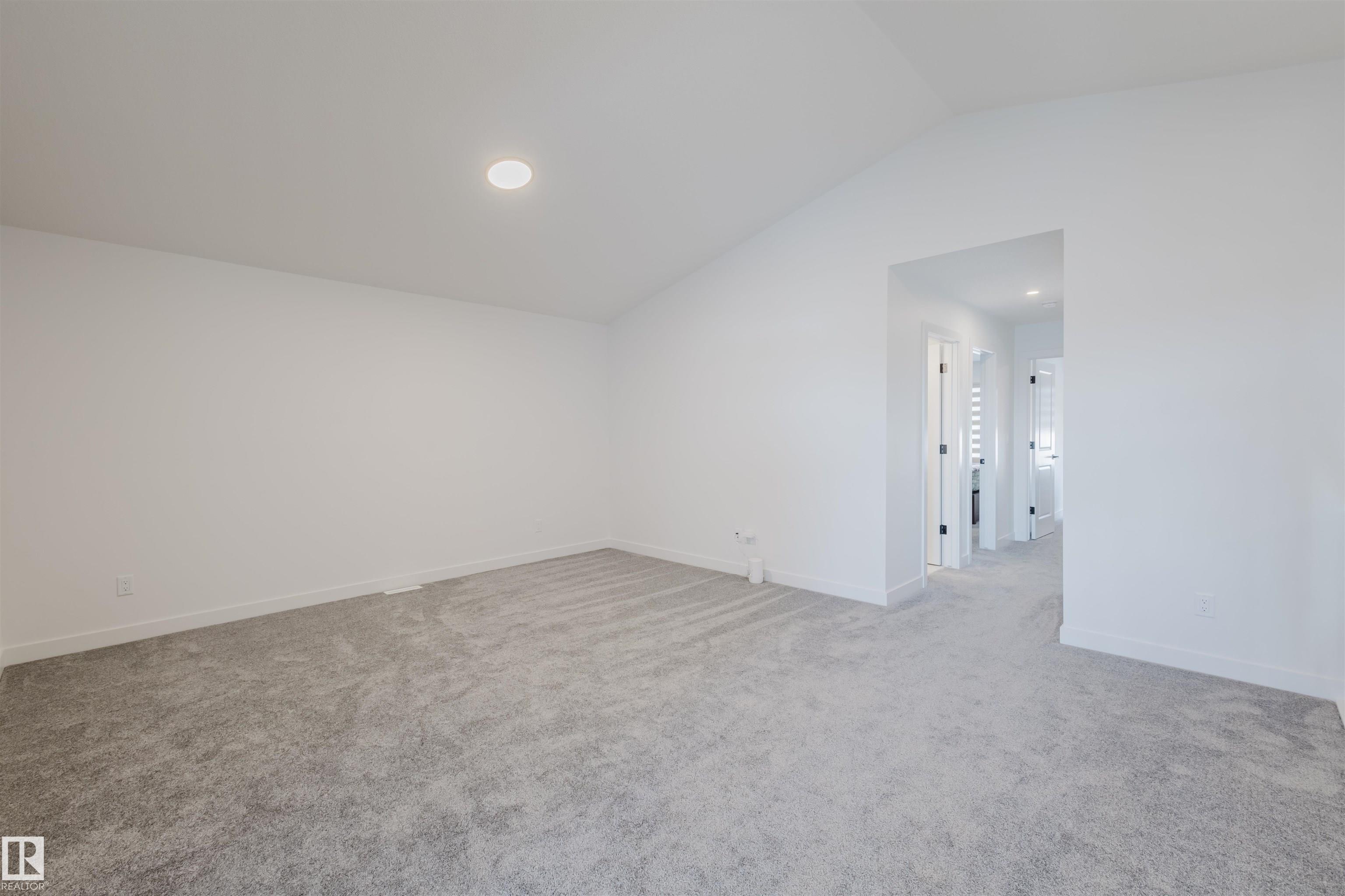 Photo 18 at 6411 27 Avenue SW, Mattson, Edmonton