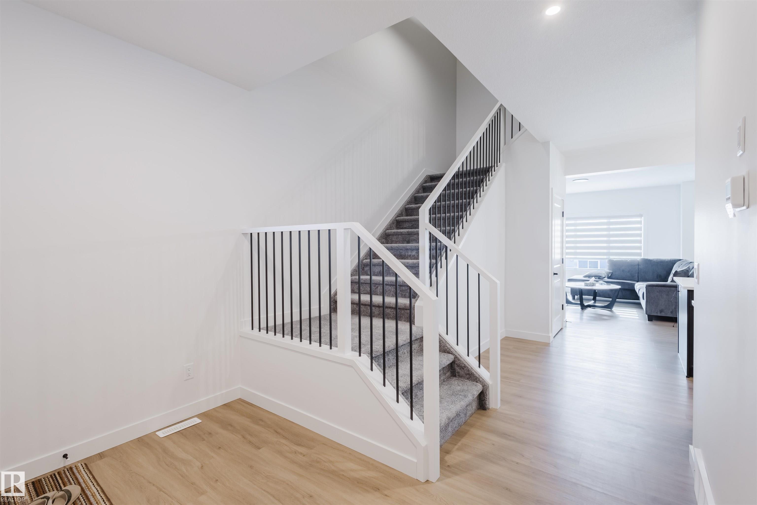 Photo 5 at 6411 27 Avenue SW, Mattson, Edmonton