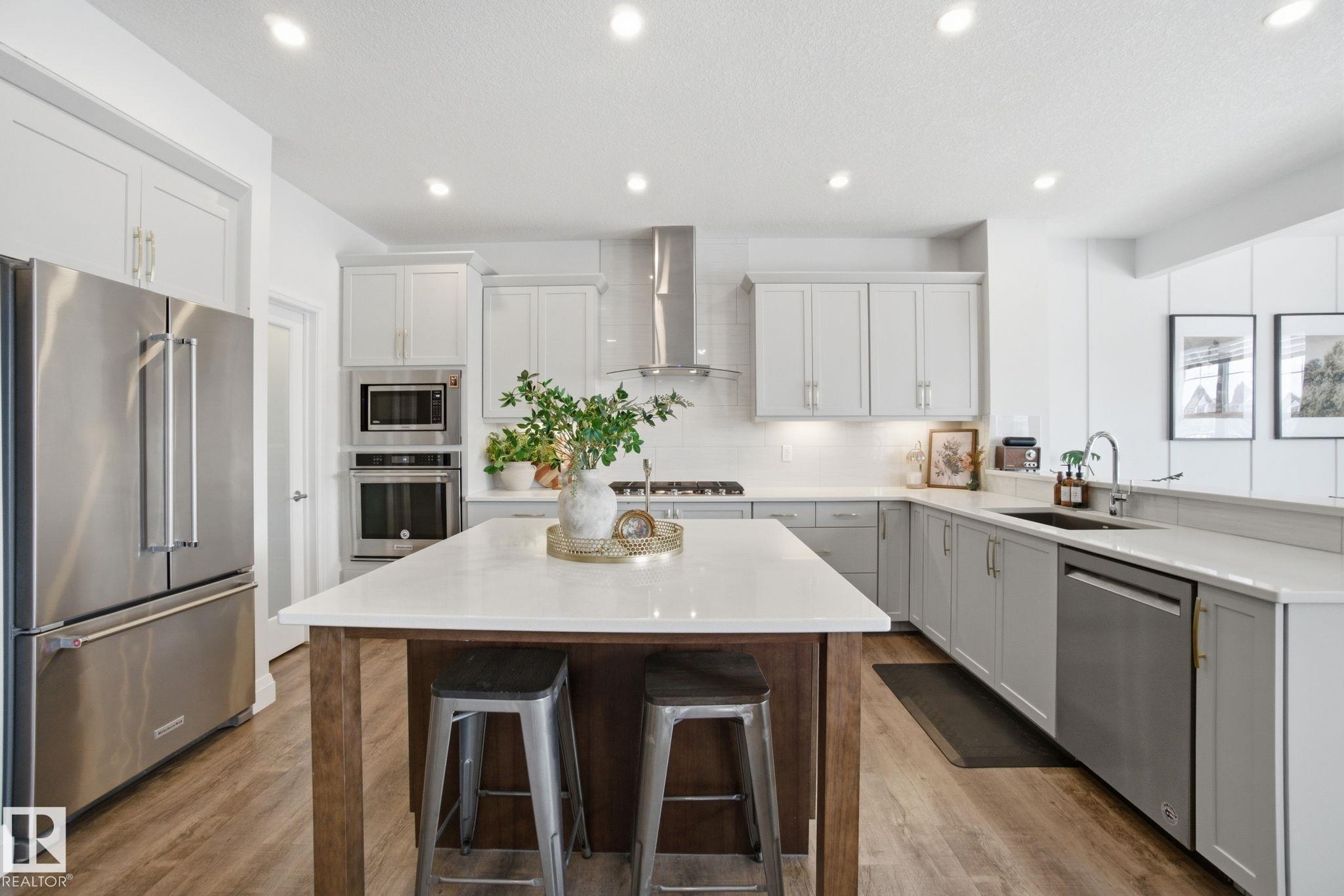 Photo 11 at 1525 Darby Bay SW, Desrochers Area, Edmonton