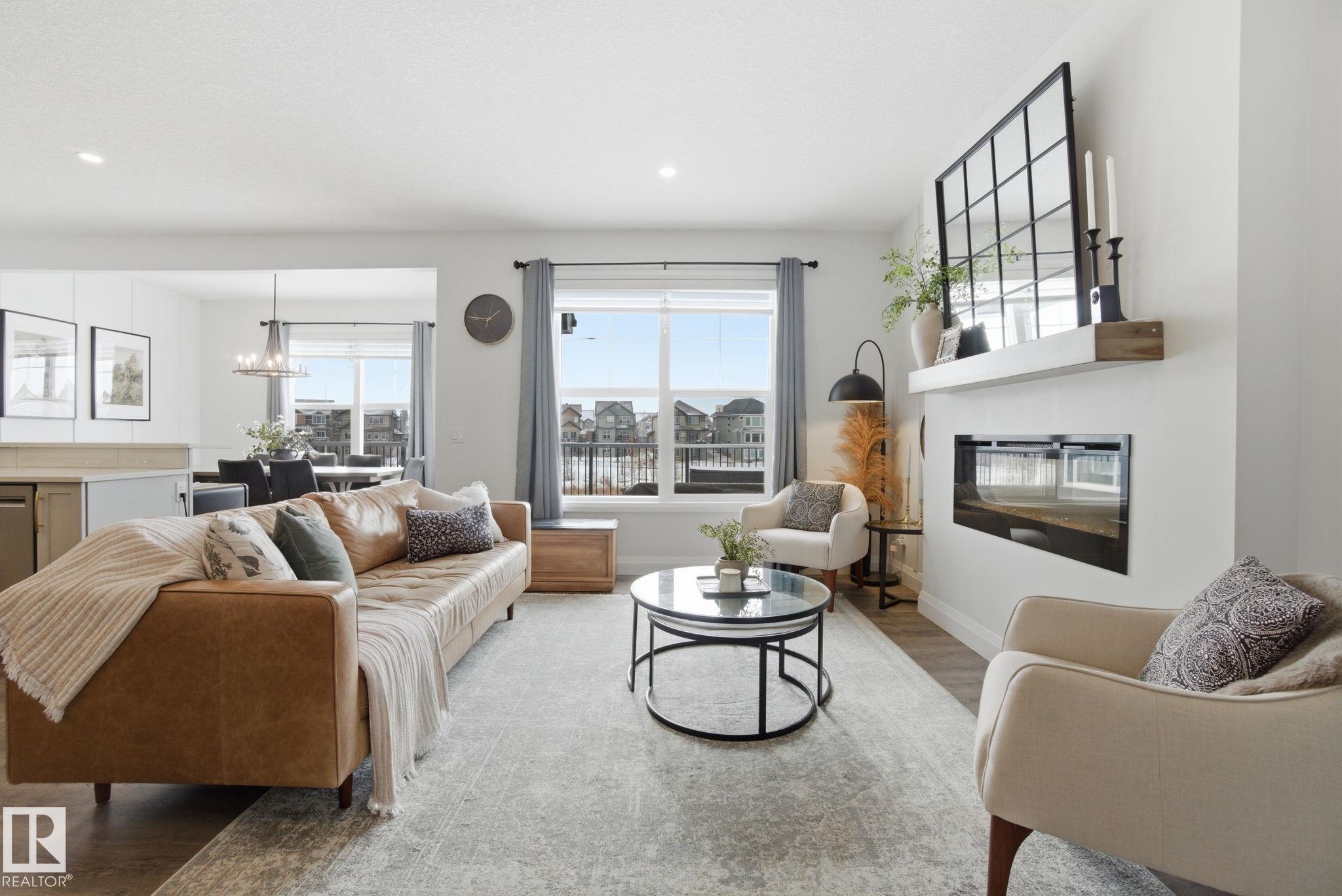 Photo 7 at 1525 Darby Bay SW, Desrochers Area, Edmonton