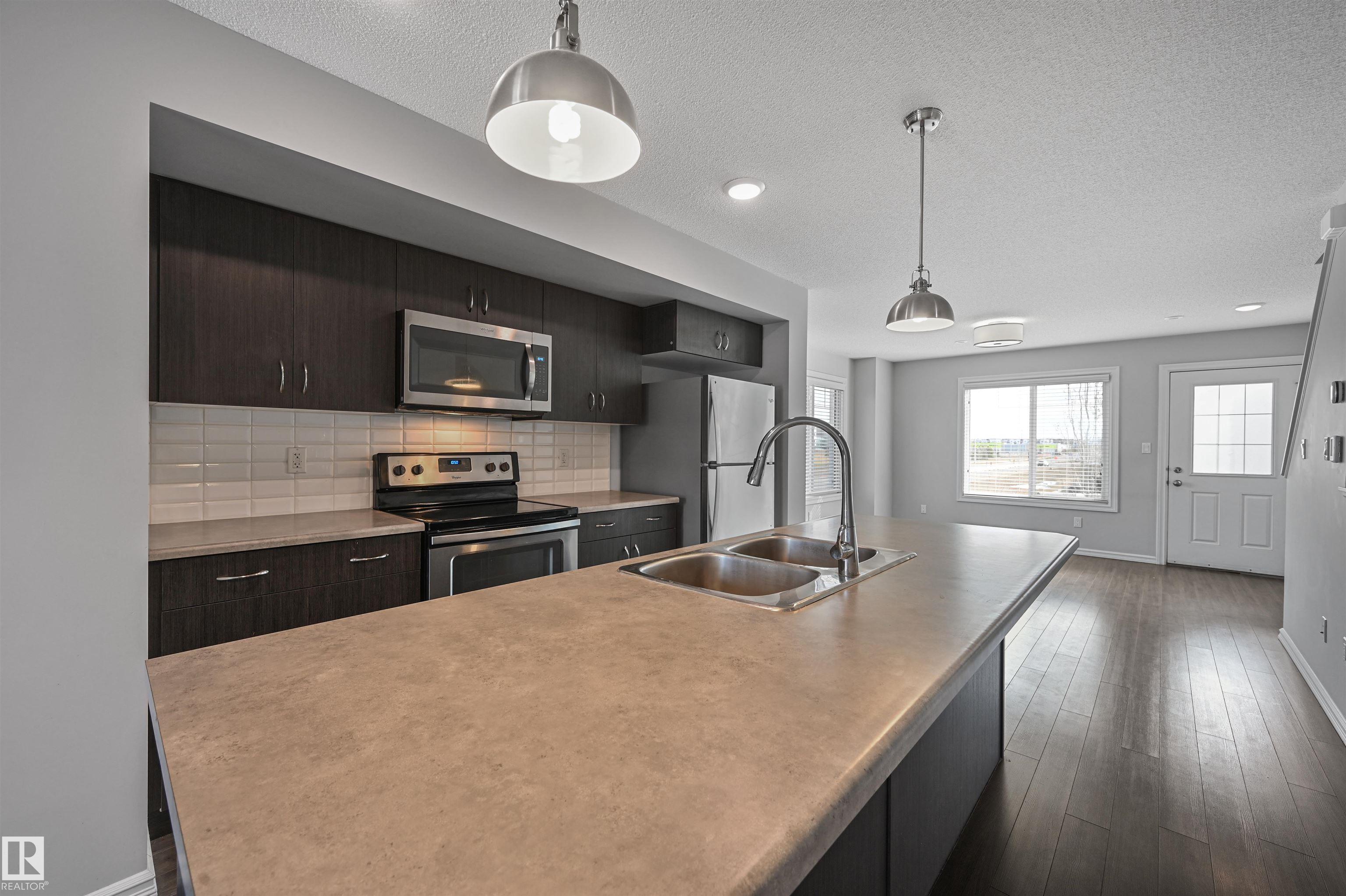 Photo 11 at 34 - 2215 24 Street NW, Laurel, Edmonton