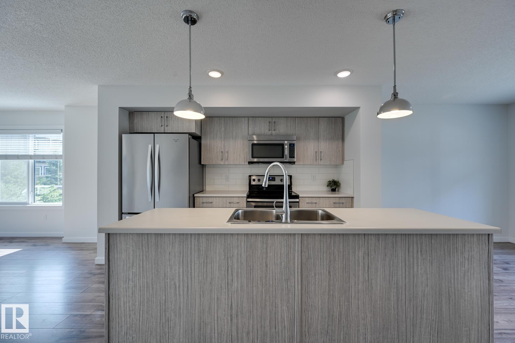 Photo 13 at 26 - 2215 24 Street NW, Laurel, Edmonton