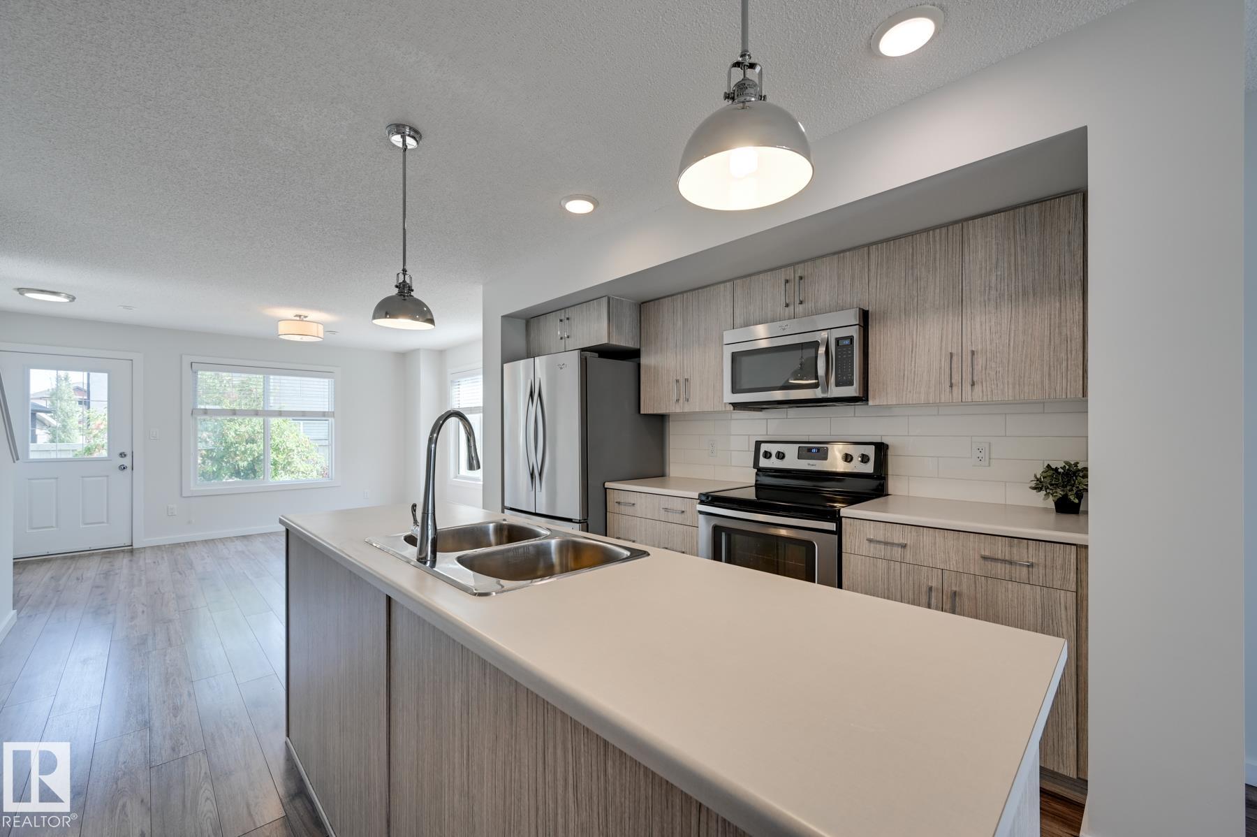 Photo 14 at 26 - 2215 24 Street NW, Laurel, Edmonton