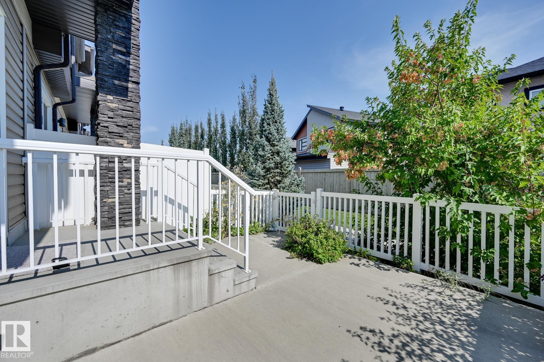 Photo 6 at 26 - 2215 24 Street NW, Laurel, Edmonton