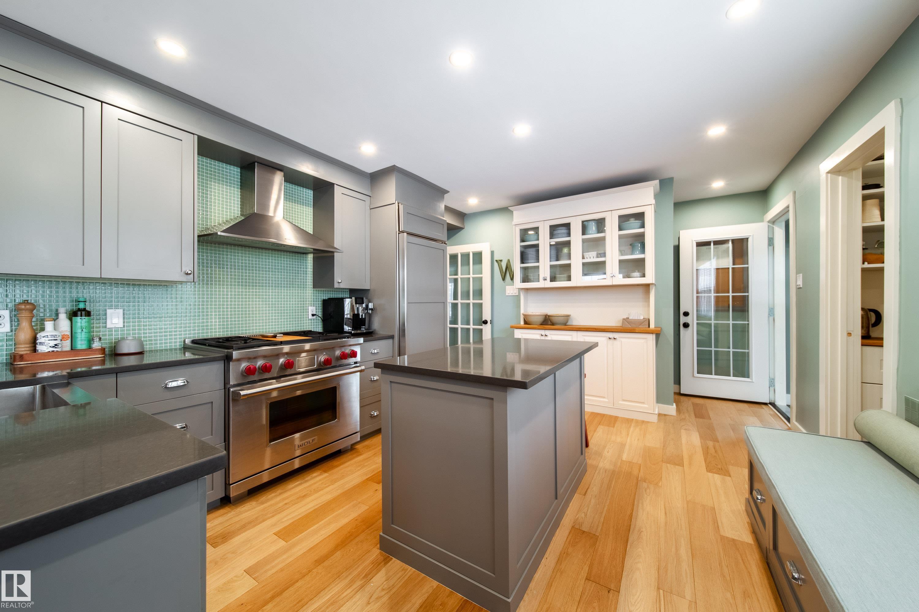 Photo 14 at 8332 120 Street NW, Windsor Park, Edmonton