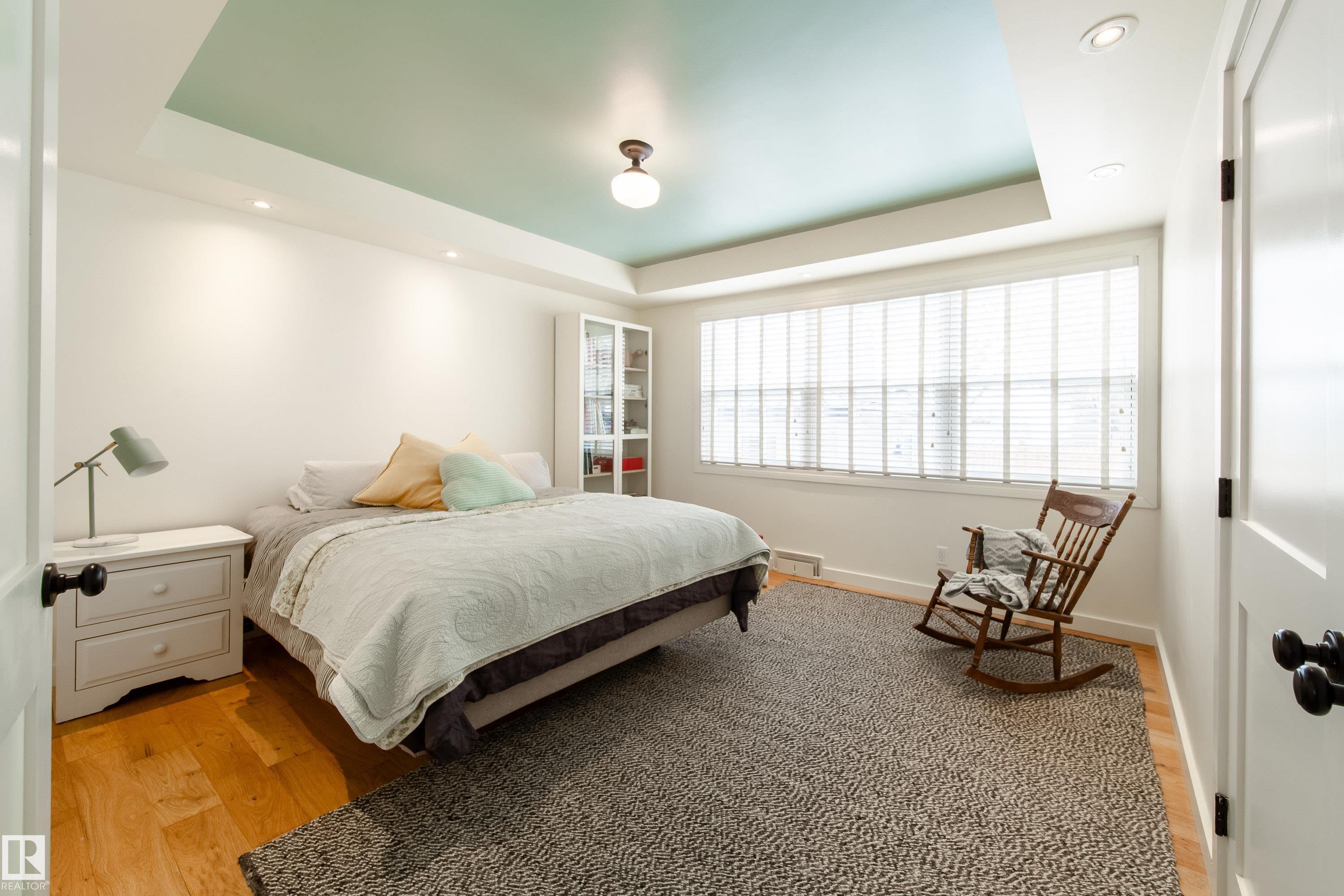 Photo 21 at 8332 120 Street NW, Windsor Park, Edmonton