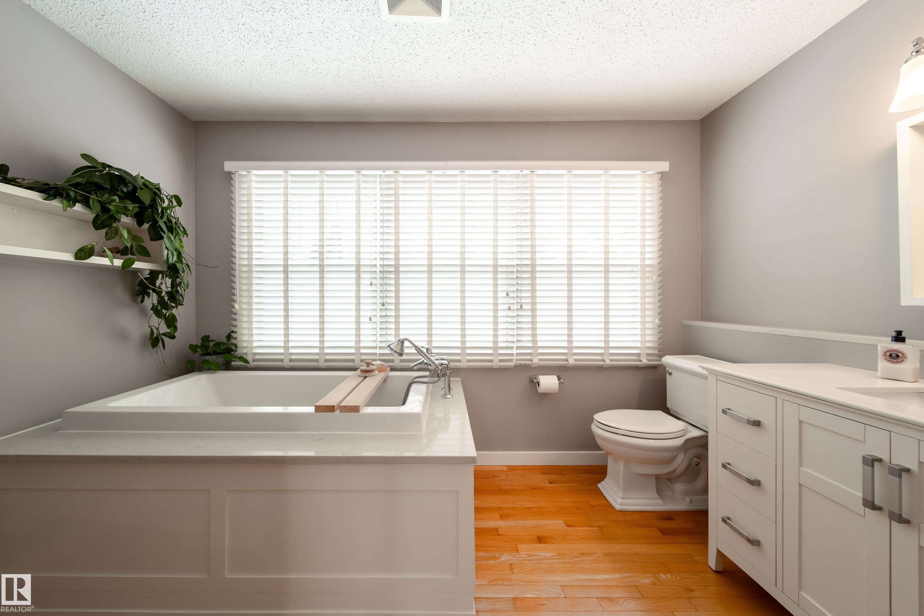 Photo 41 at 8332 120 Street NW, Windsor Park, Edmonton