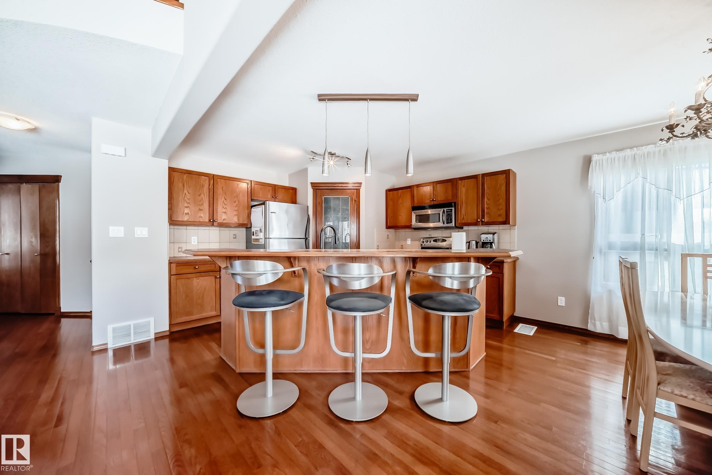 Photo 4 at 17036 119 Street NW, Canossa, Edmonton