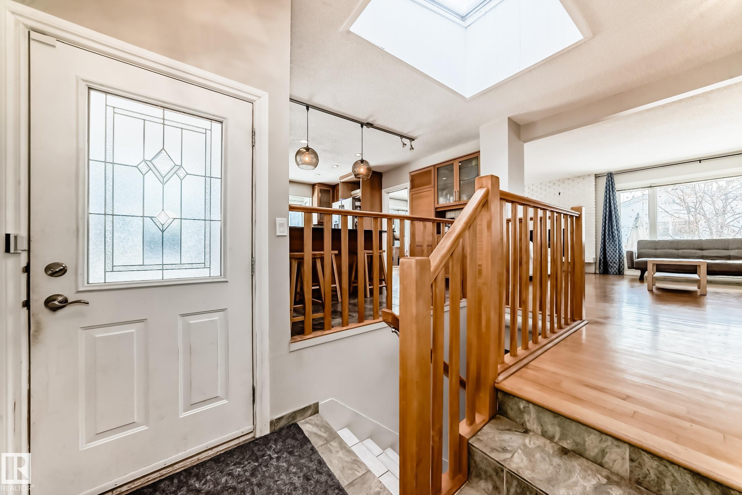 9136 141 Street NW, Parkview, Edmonton