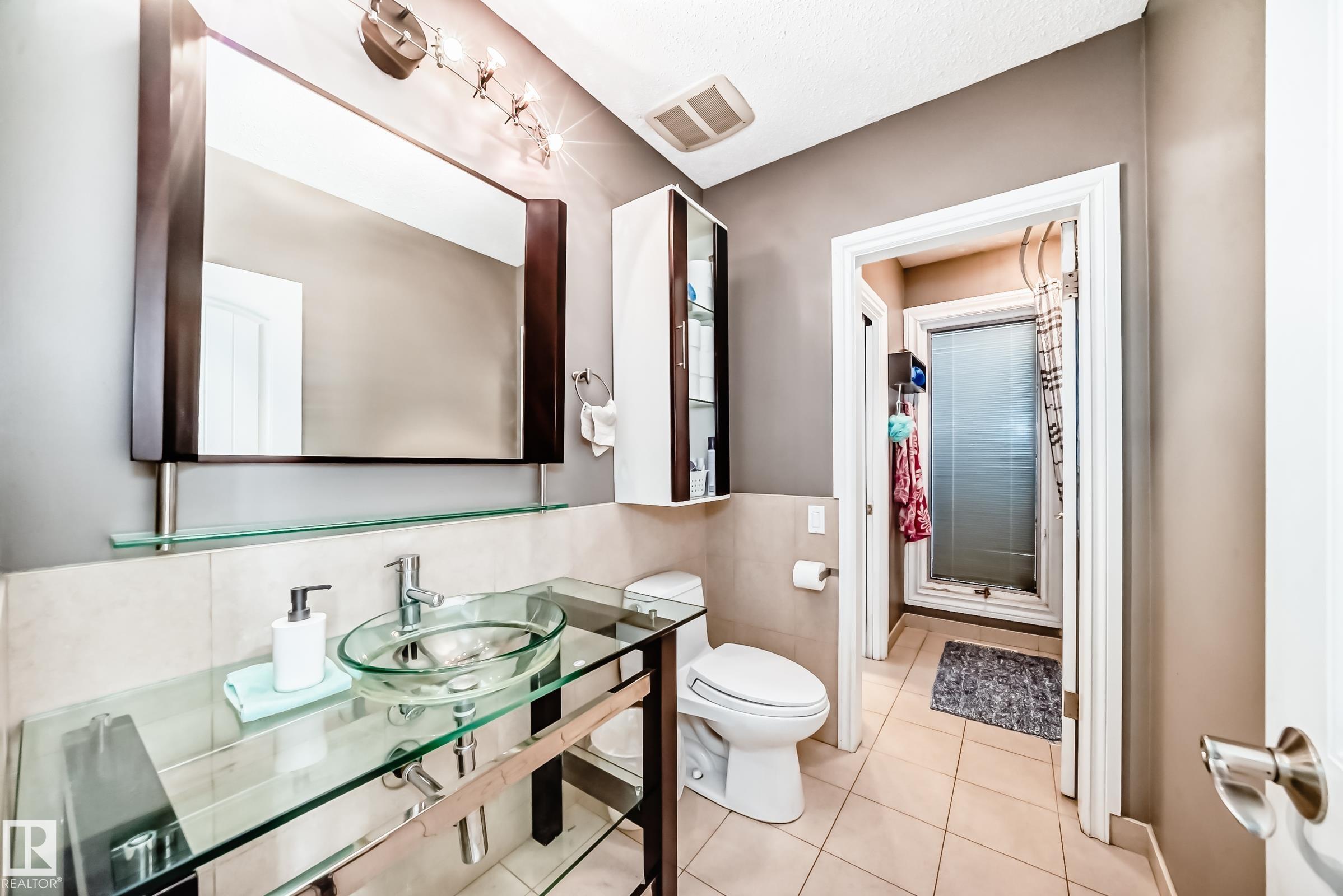 Photo 19 at 9136 141 Street NW, Parkview, Edmonton