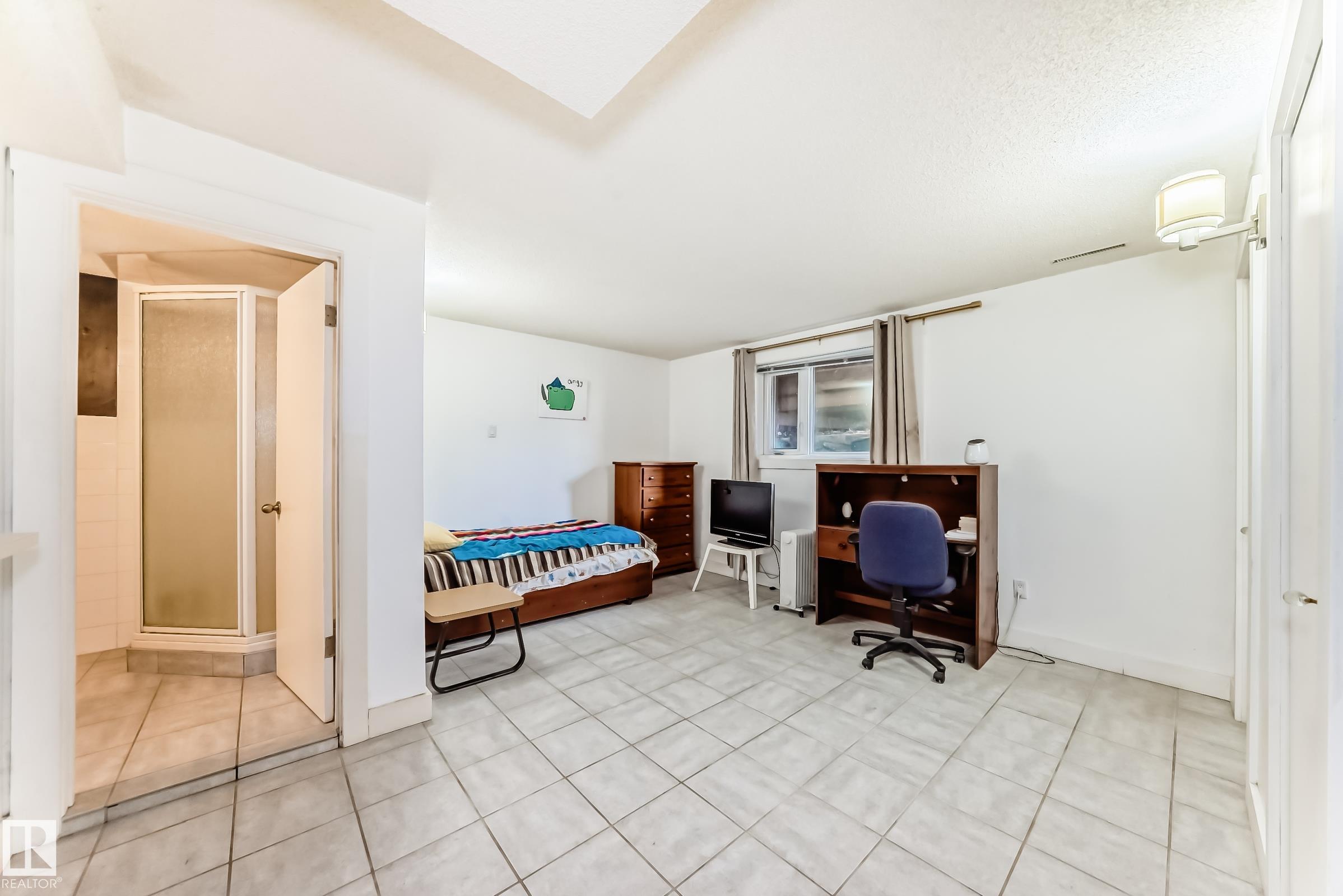 Photo 30 at 9136 141 Street NW, Parkview, Edmonton