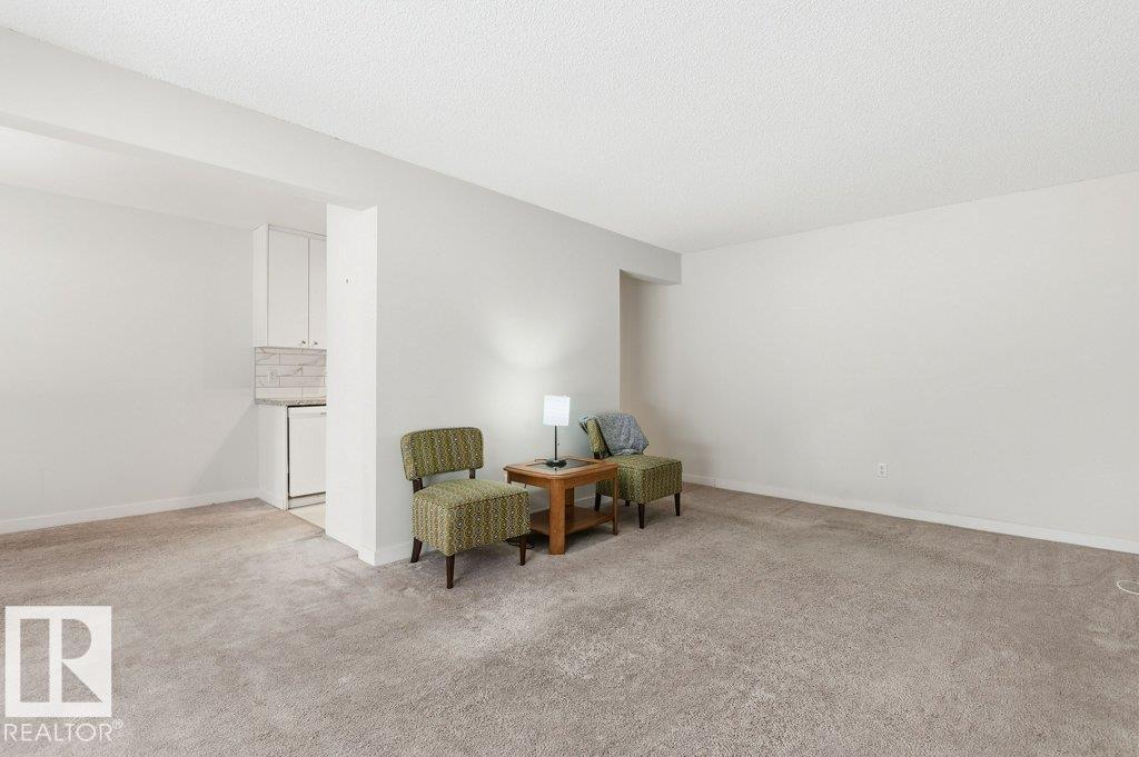 Photo 17 at 124 - 5730 Riverbend Road NW, Brander Gardens, Edmonton