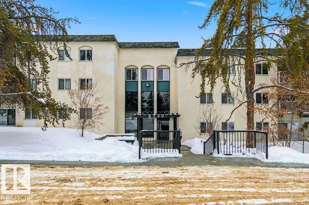 Photo 3 at 124 - 5730 Riverbend Road NW, Brander Gardens, Edmonton